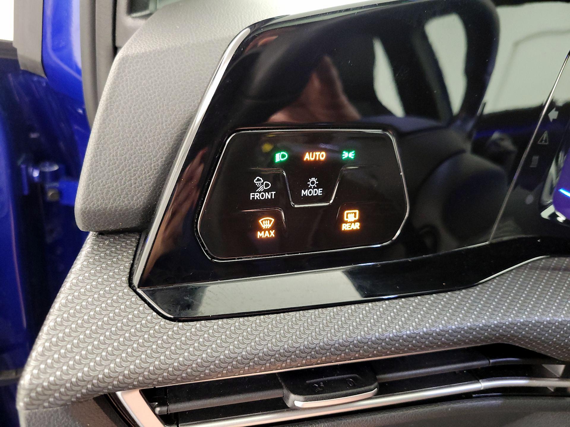 Thumbnail: 2024 Volkswagen Golf - 13