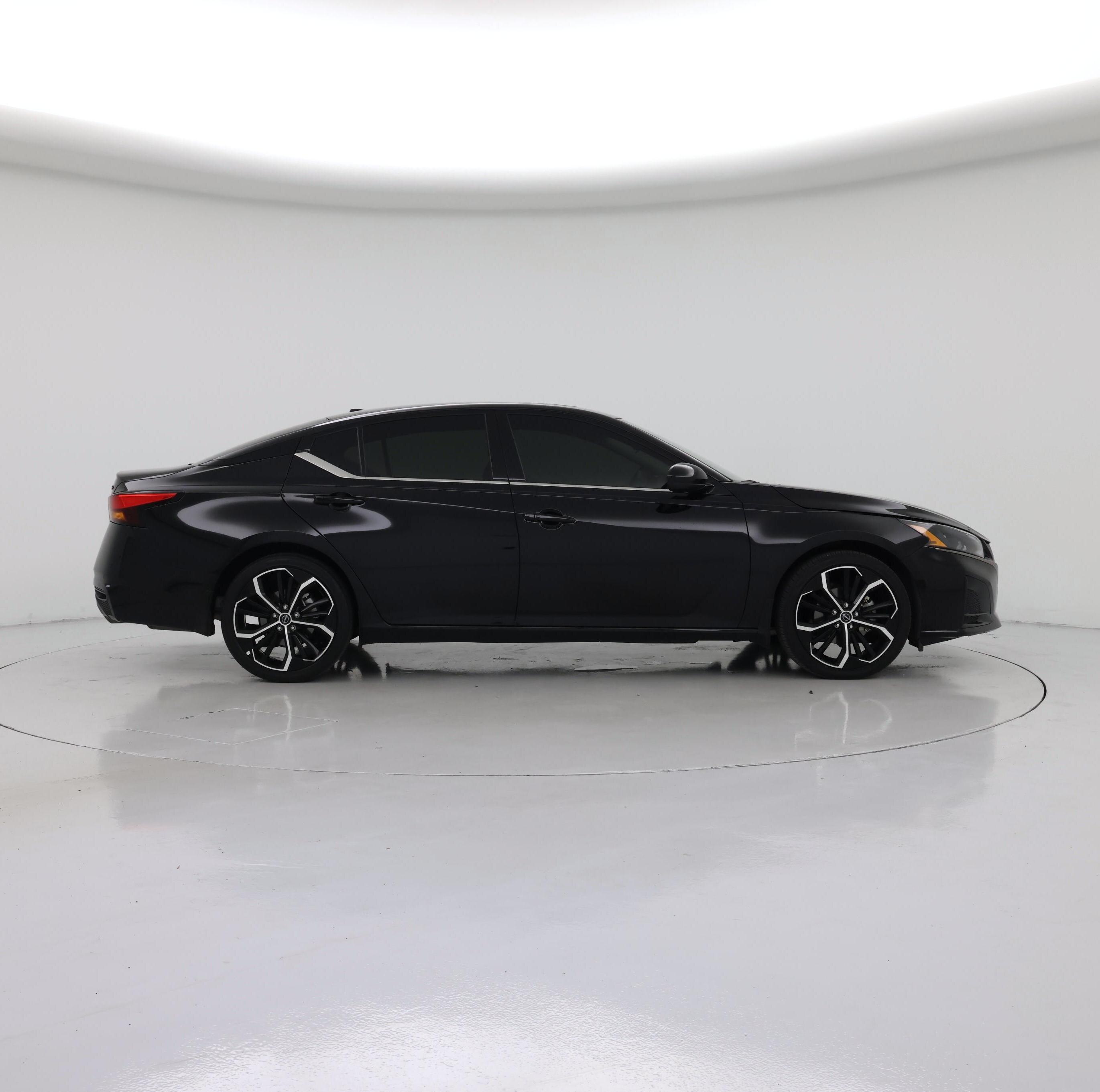 Thumbnail: 2024 Nissan Altima - 7