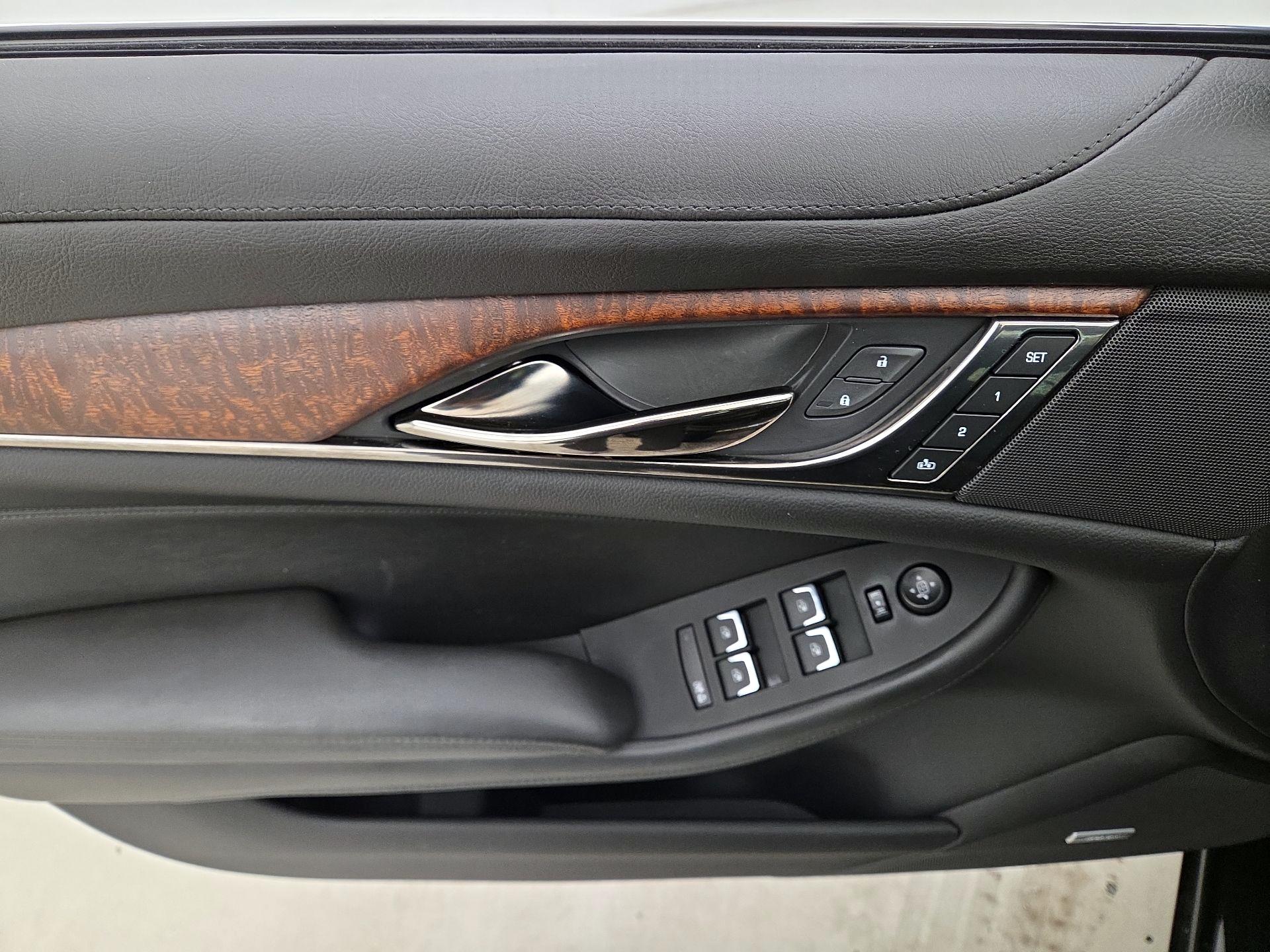 Thumbnail: 2019 Cadillac CTS - 12