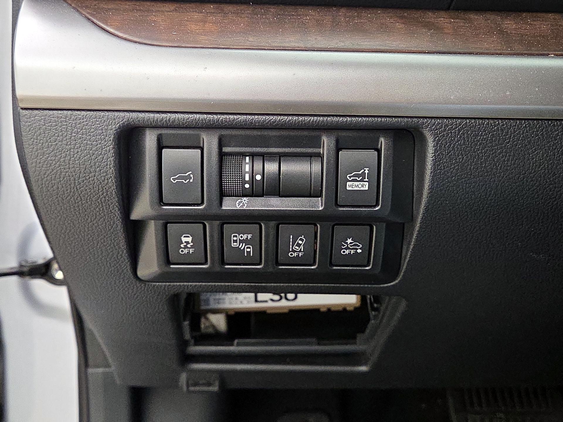 Thumbnail: 2018 Subaru Outback - 13