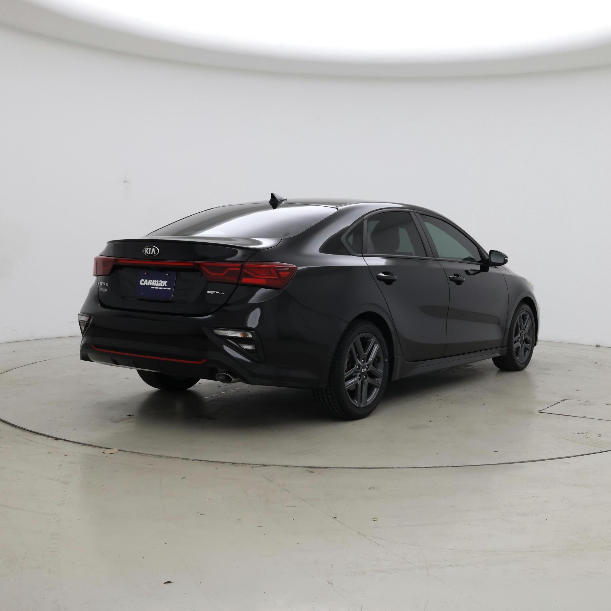 Thumbnail: 2020 Kia Forte - 8