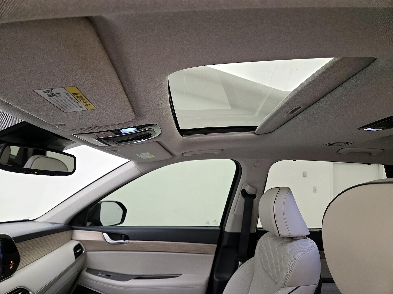 Sunroof(s) & Skylight(s)