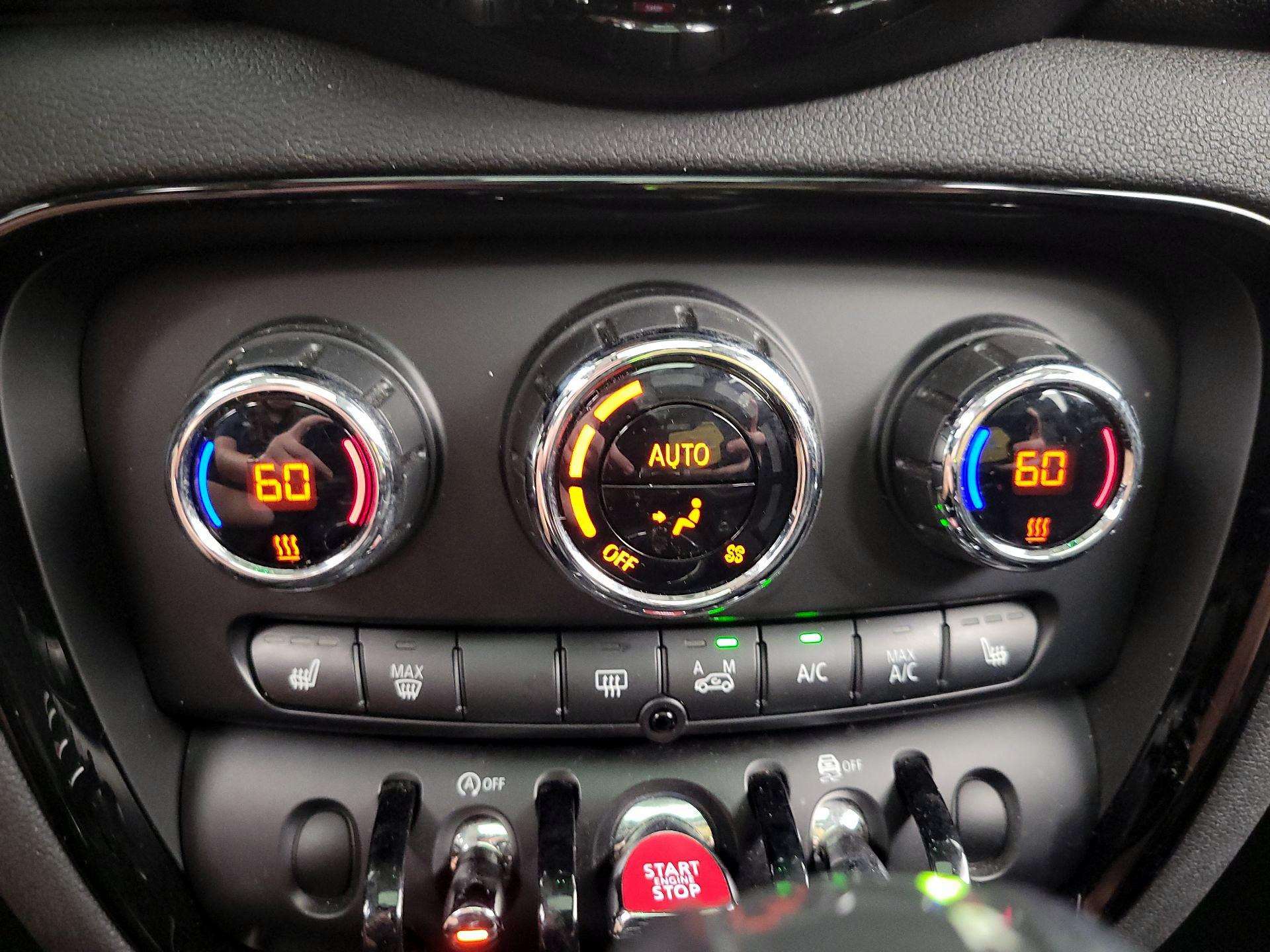 Thumbnail: 2017 MINI Cooper Clubman - 17