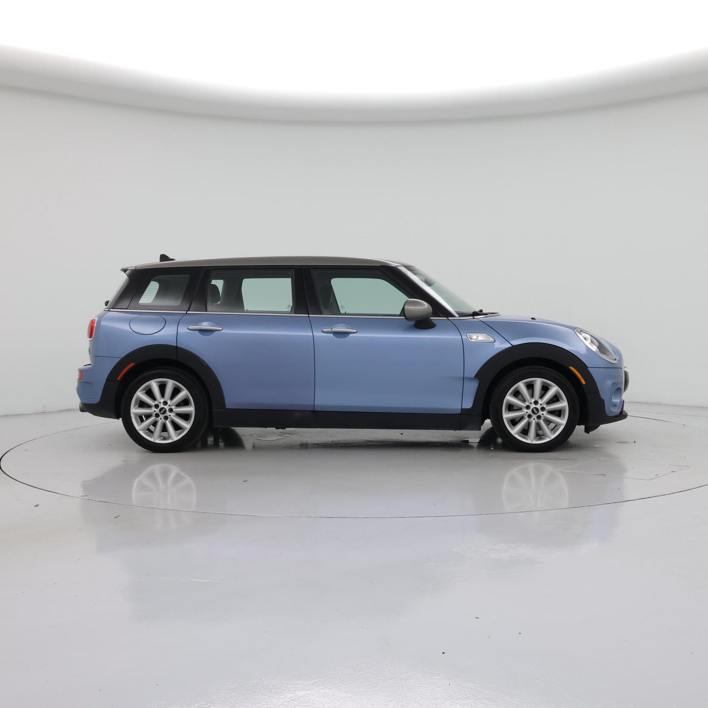 Thumbnail: 2017 MINI Cooper Clubman - 7
