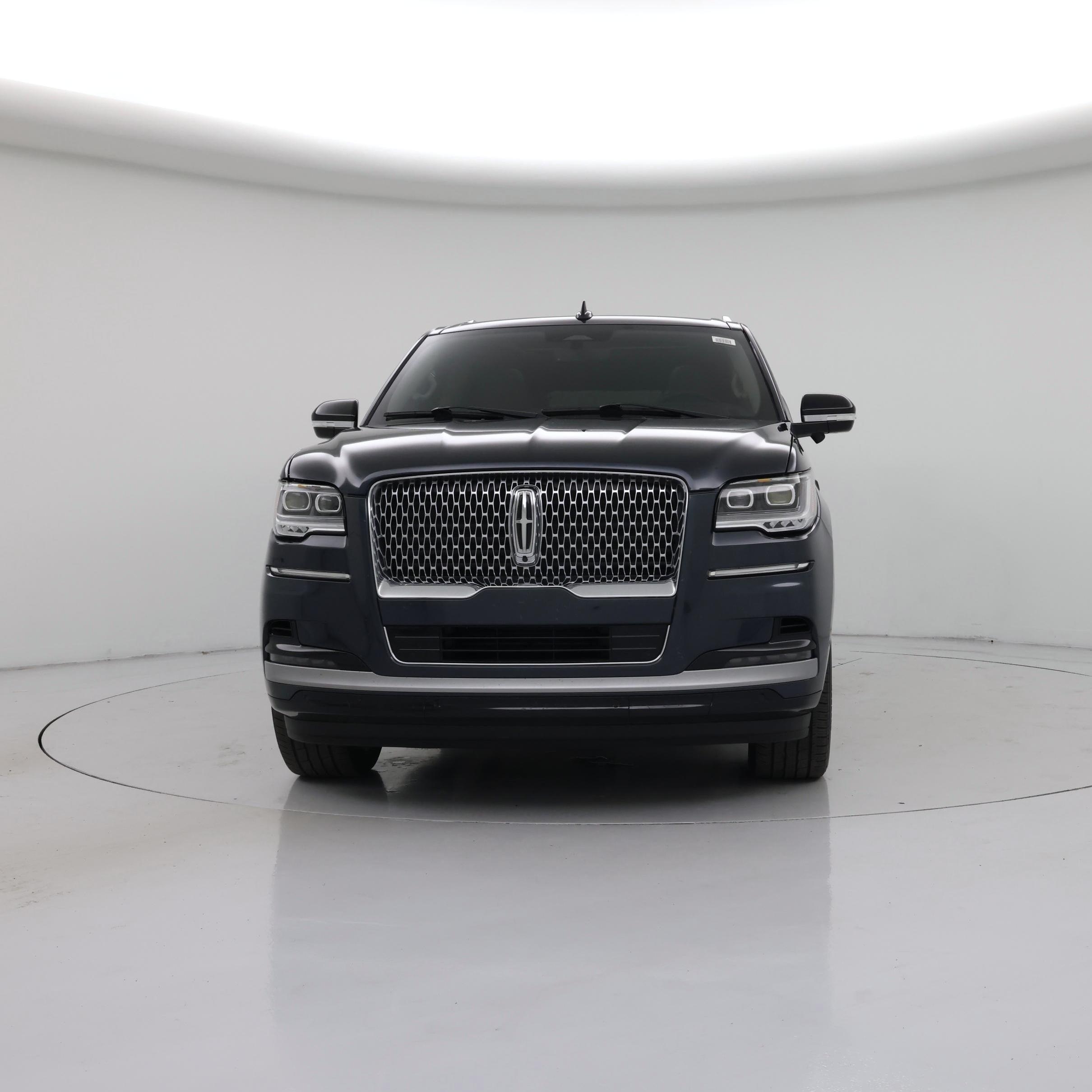 Thumbnail: 2022 Lincoln Navigator - 5
