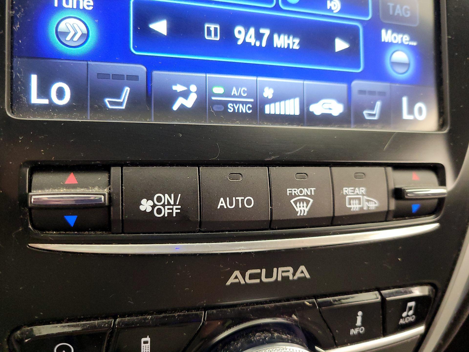 Thumbnail: 2015 Acura TLX - 17