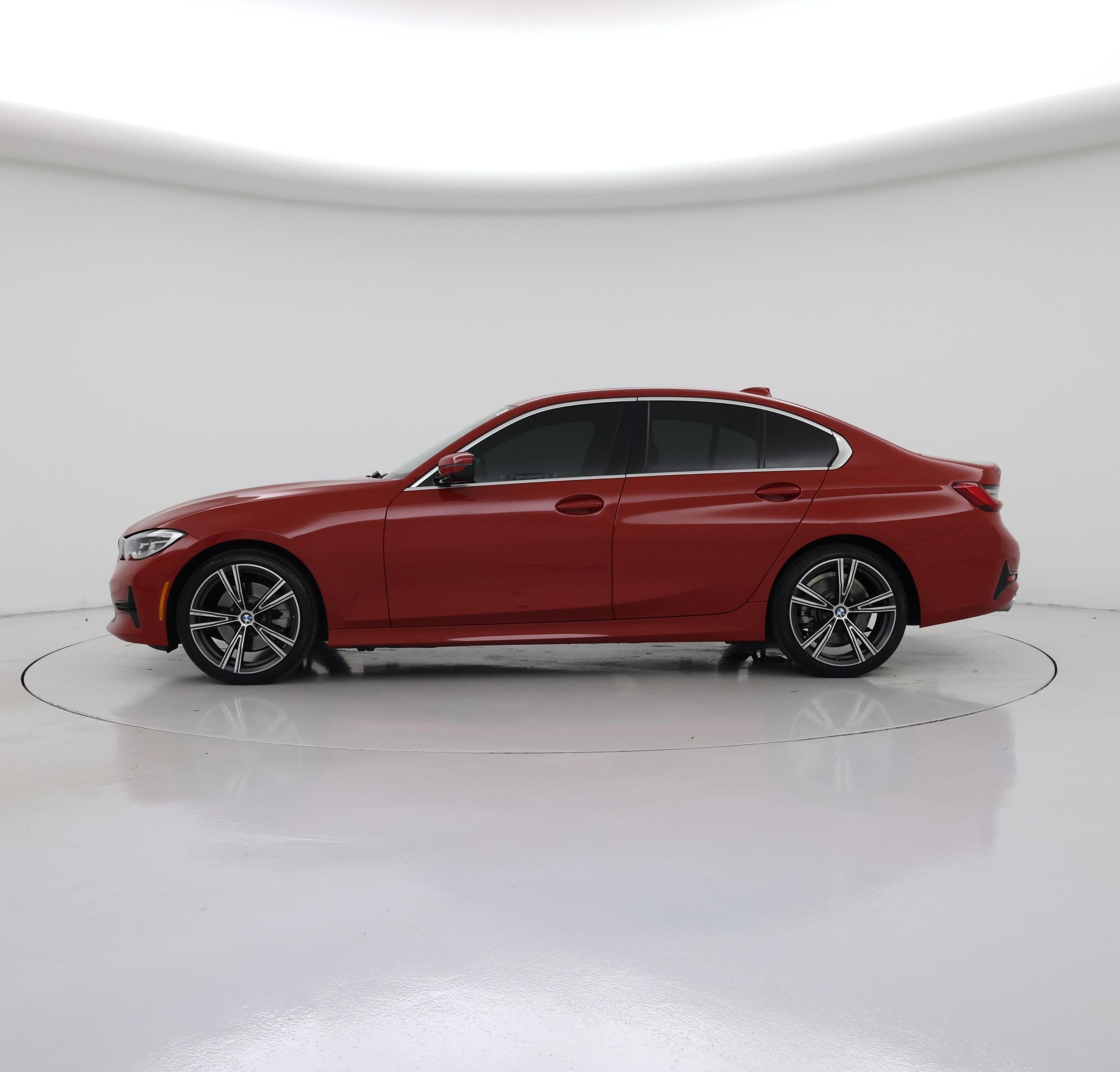 Thumbnail: 2021 BMW 3 Series - 3
