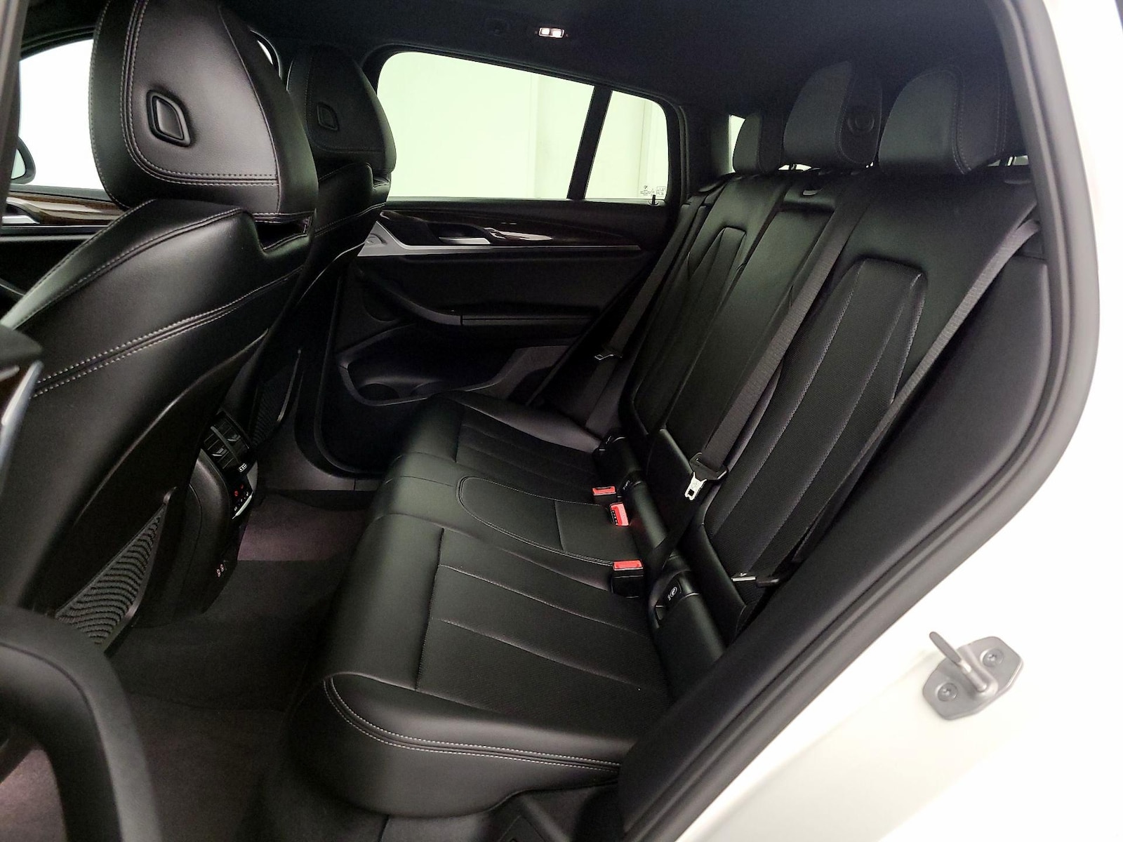 2024 BMW X4 30i - Photo 22