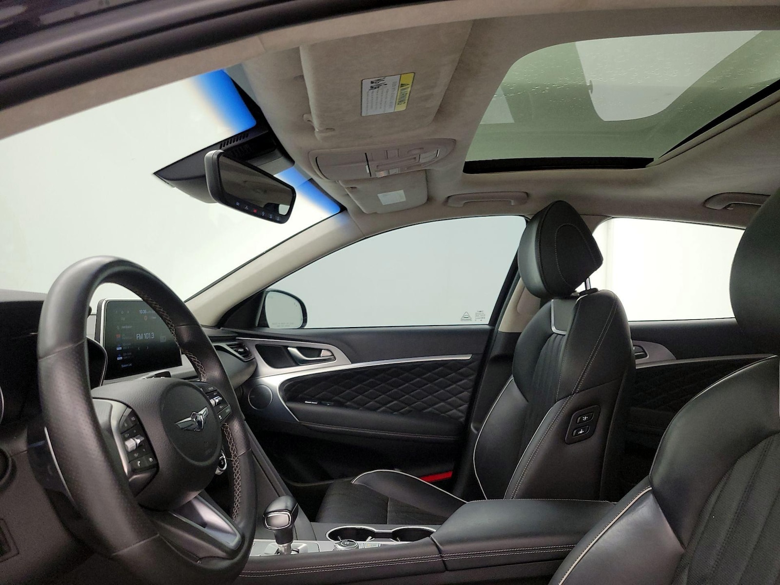 Sunroof(s) & Overhead Airbags