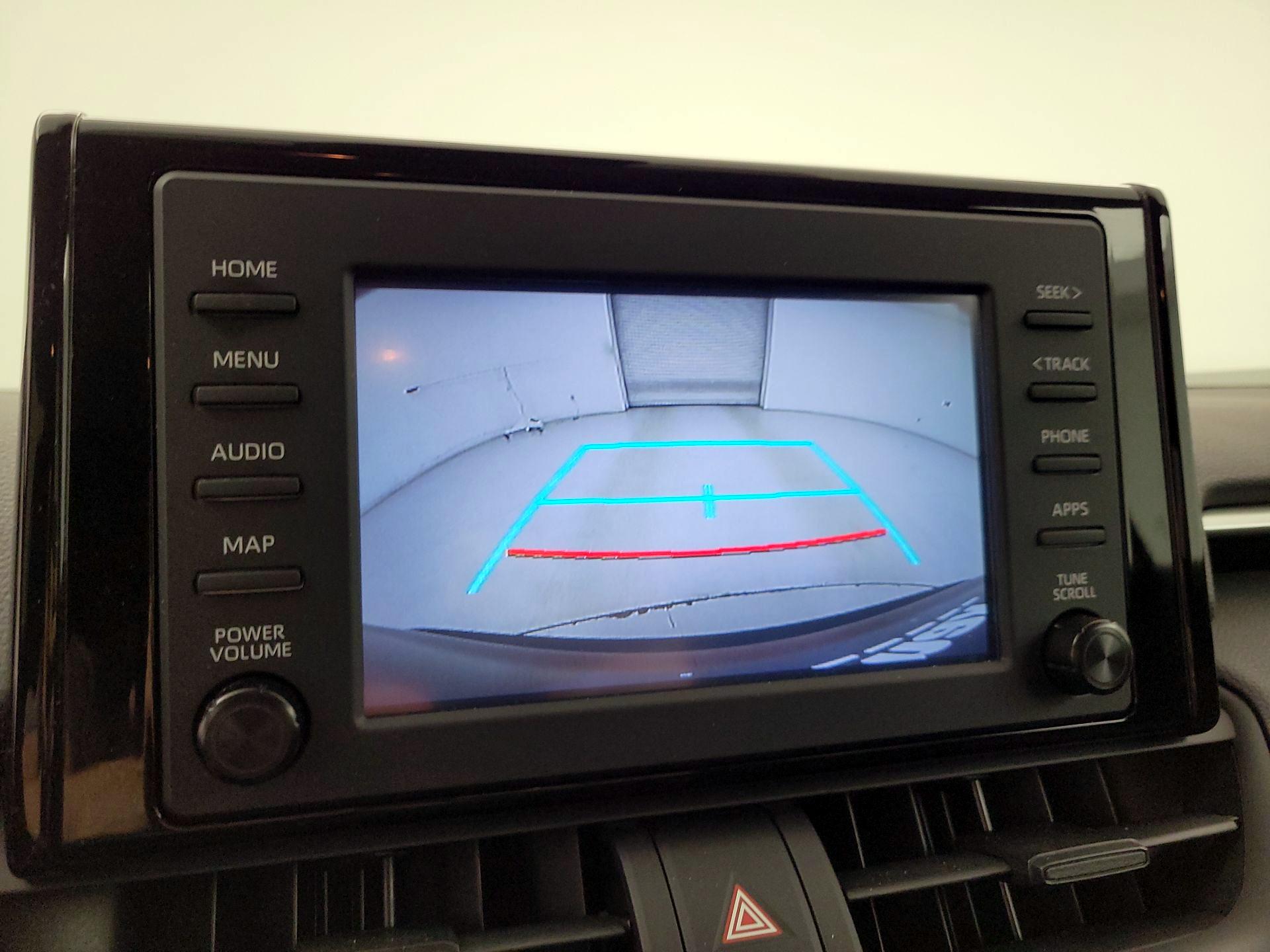 Thumbnail: 2019 Toyota RAV4 - 14