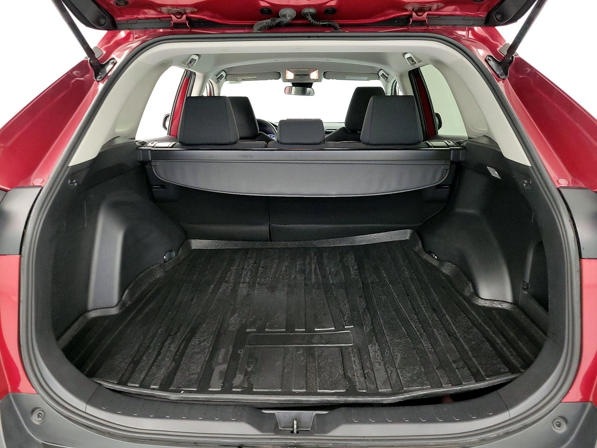 Thumbnail: 2019 Toyota RAV4 - 20