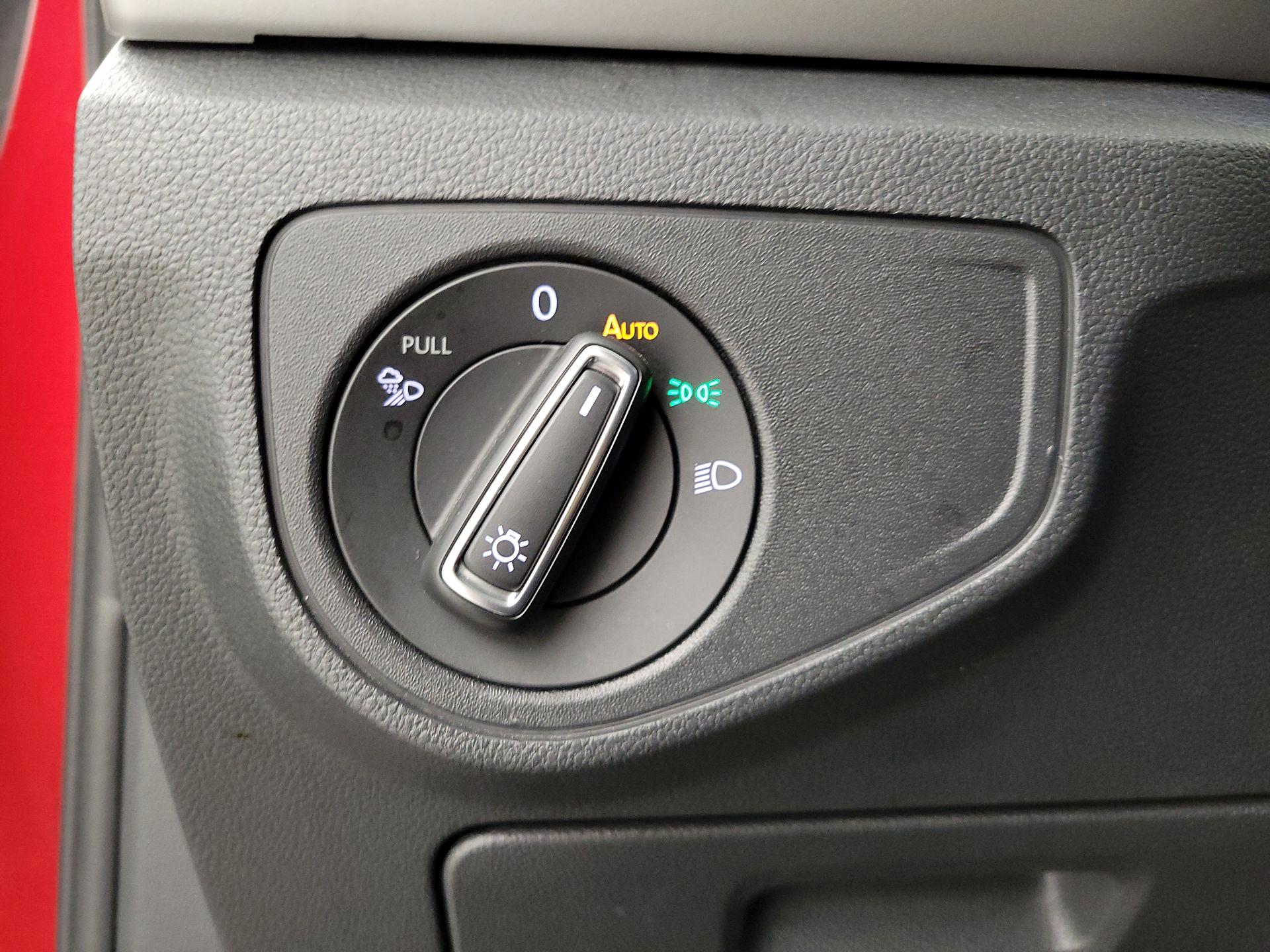 Thumbnail: 2022 Volkswagen Atlas - 13