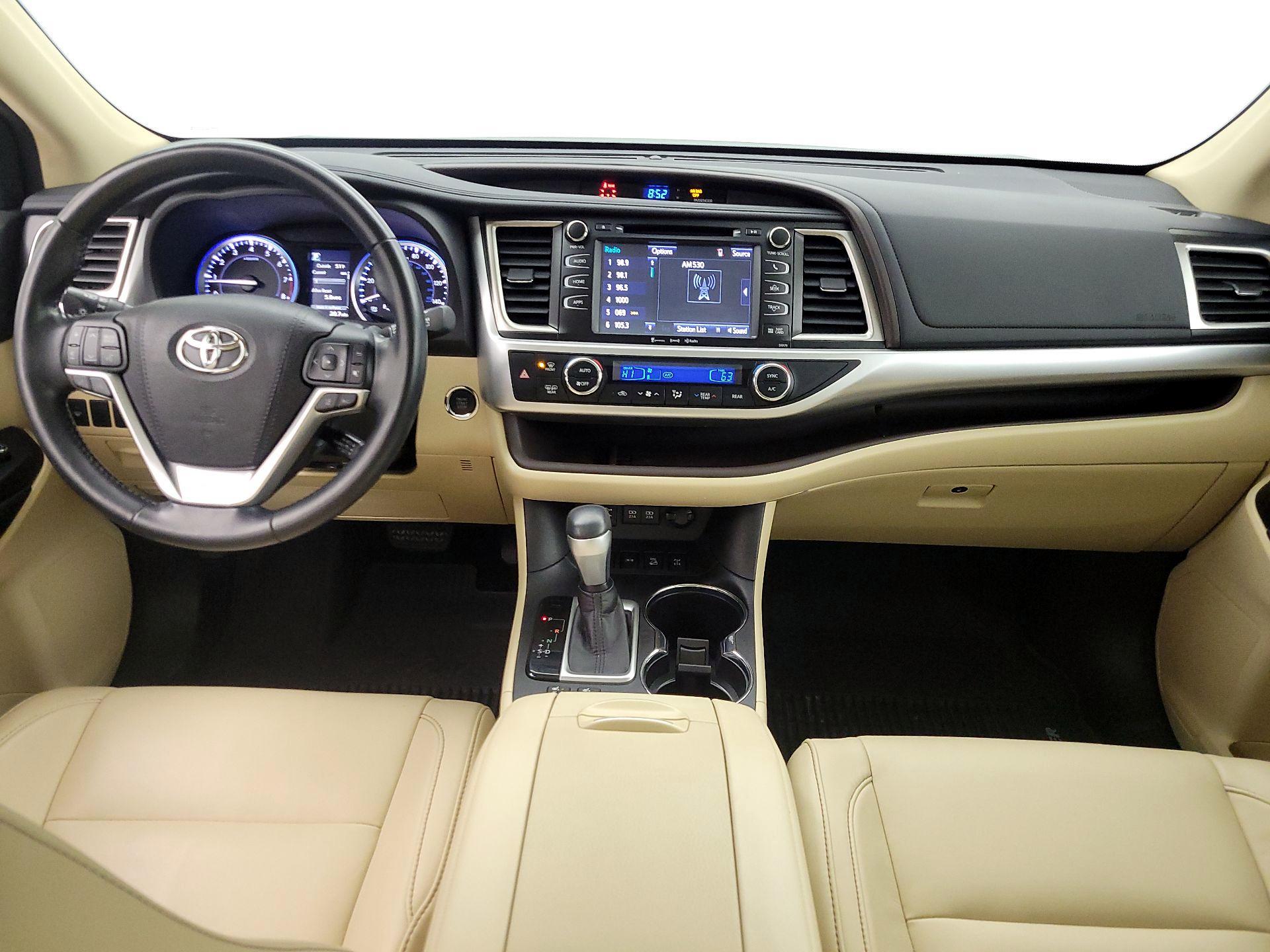 Thumbnail: 2018 Toyota Highlander - 9