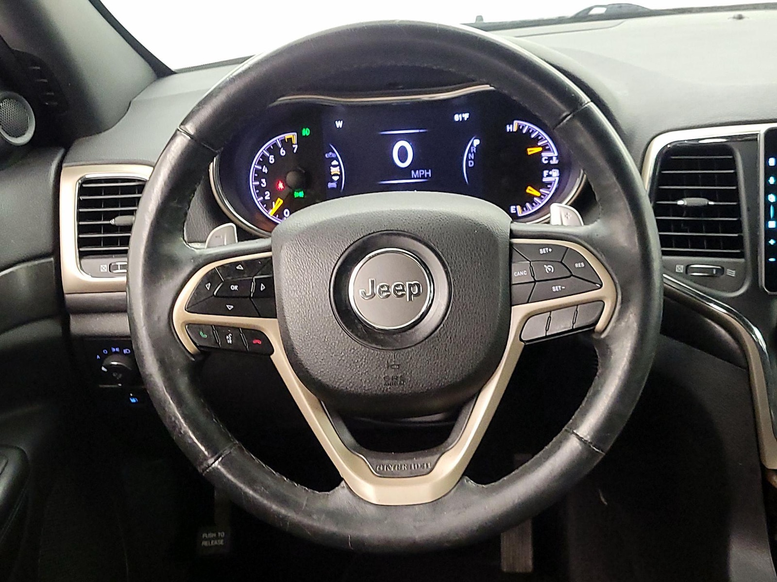 2017 Jeep Grand Cherokee Laredo E - Photo 11