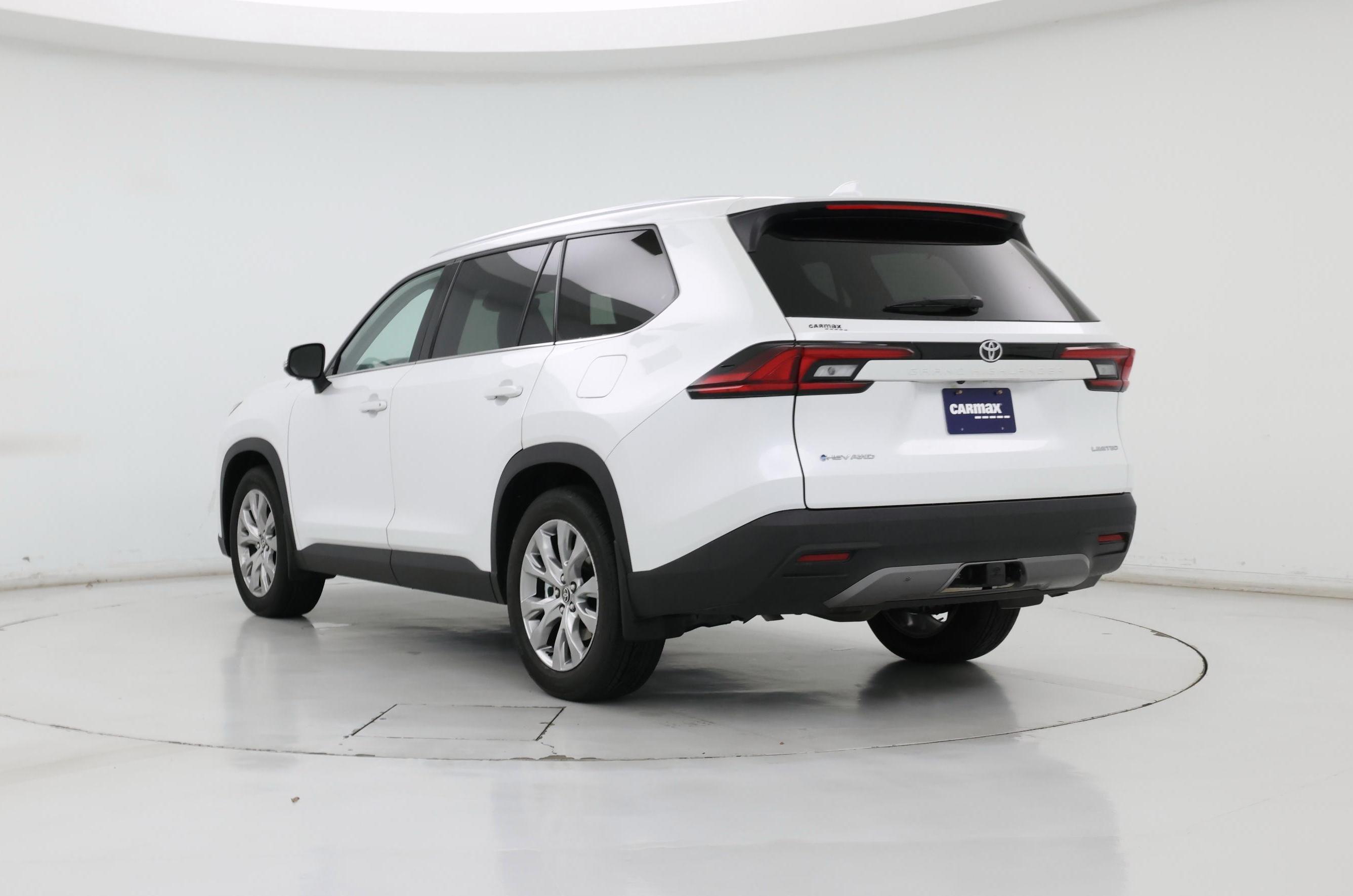 Thumbnail: 2026 Toyota Highlander - 2