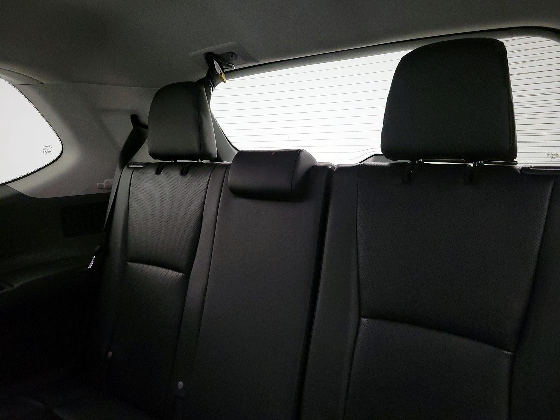 Thumbnail: 2026 Toyota Highlander - 20