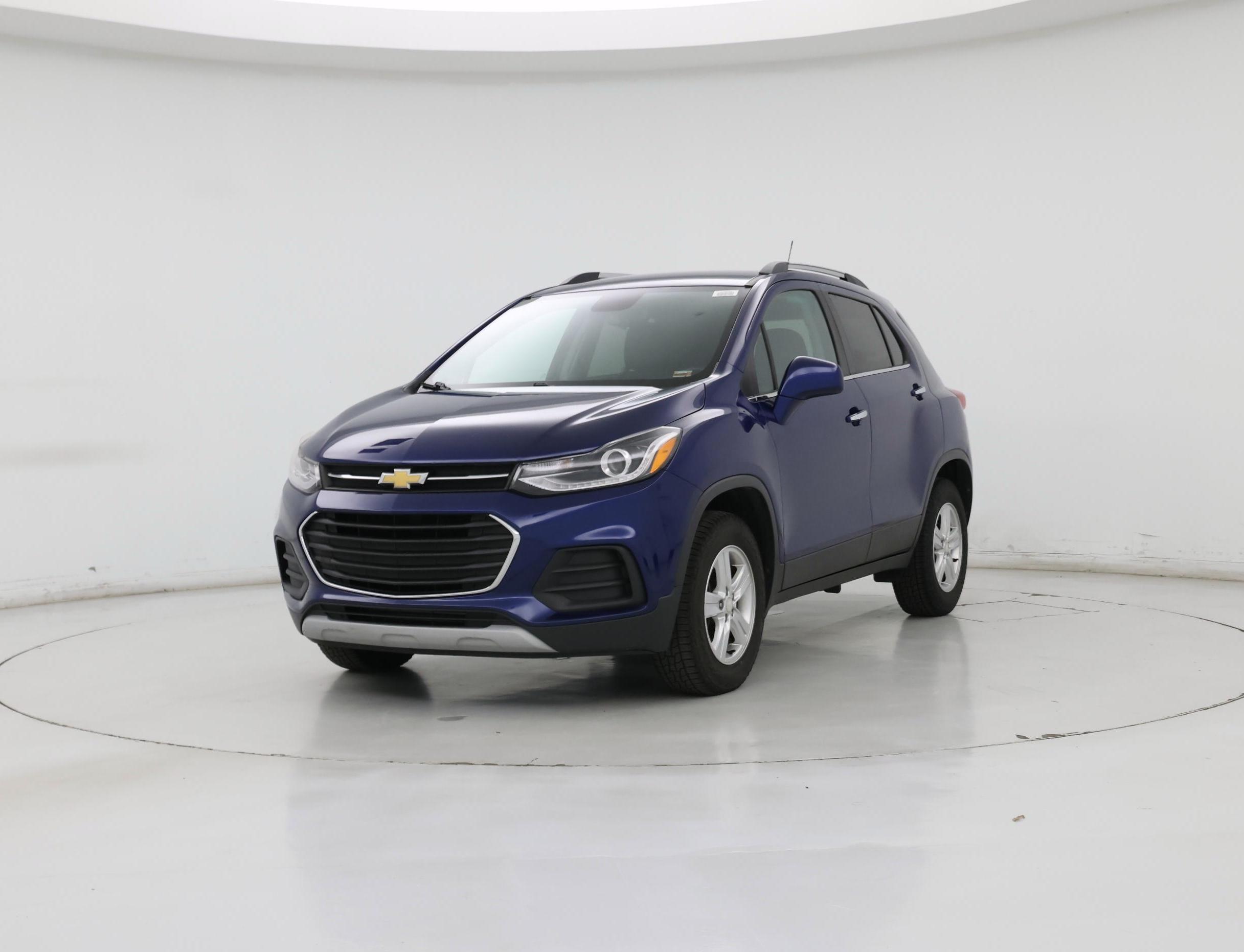 Thumbnail: 2017 Chevrolet Trax - 4