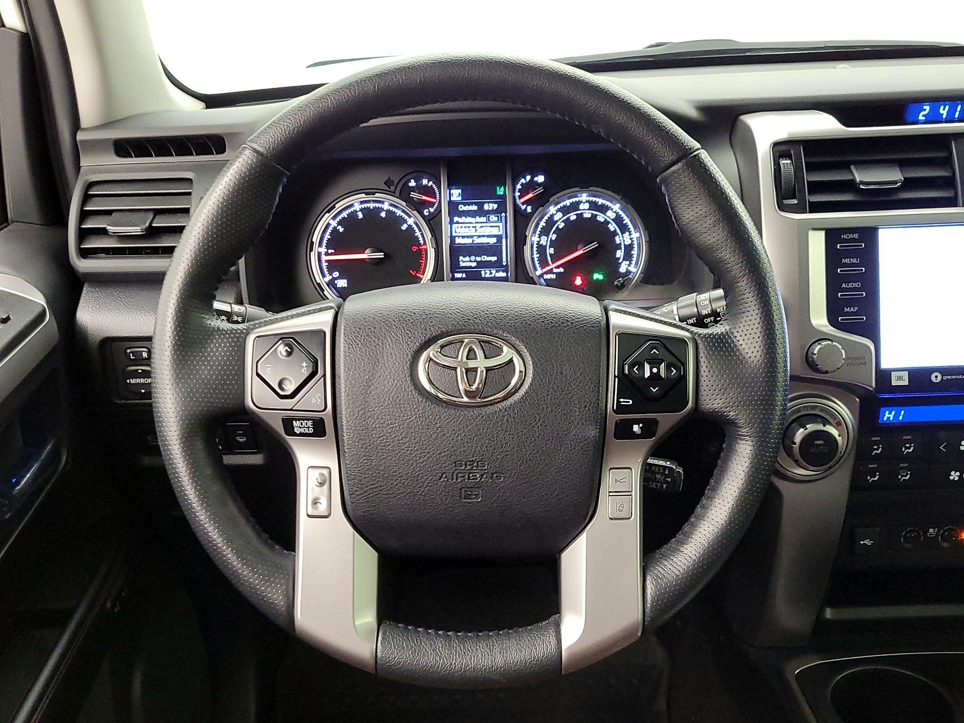 Thumbnail: 2023 Toyota 4Runner - 10