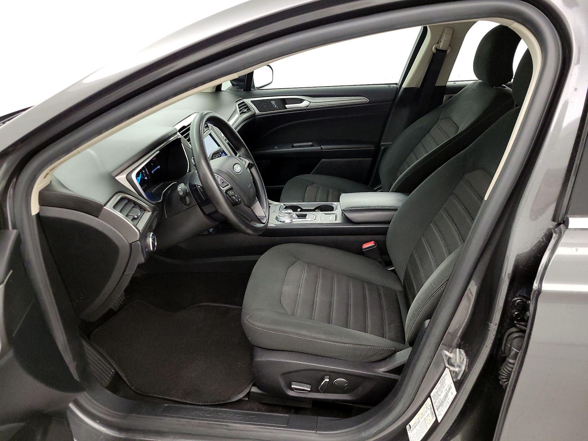 Thumbnail: 2019 Ford Fusion - 11