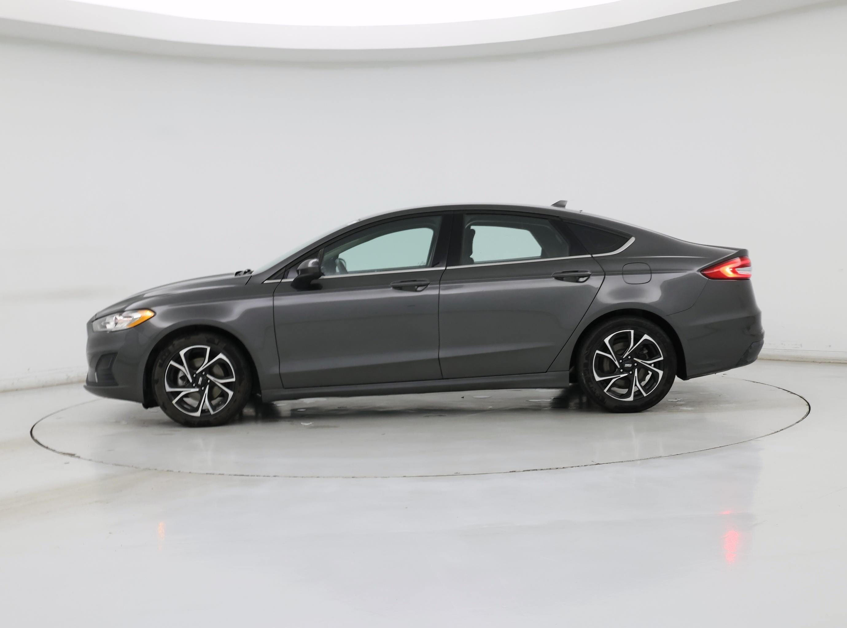 Thumbnail: 2019 Ford Fusion - 3