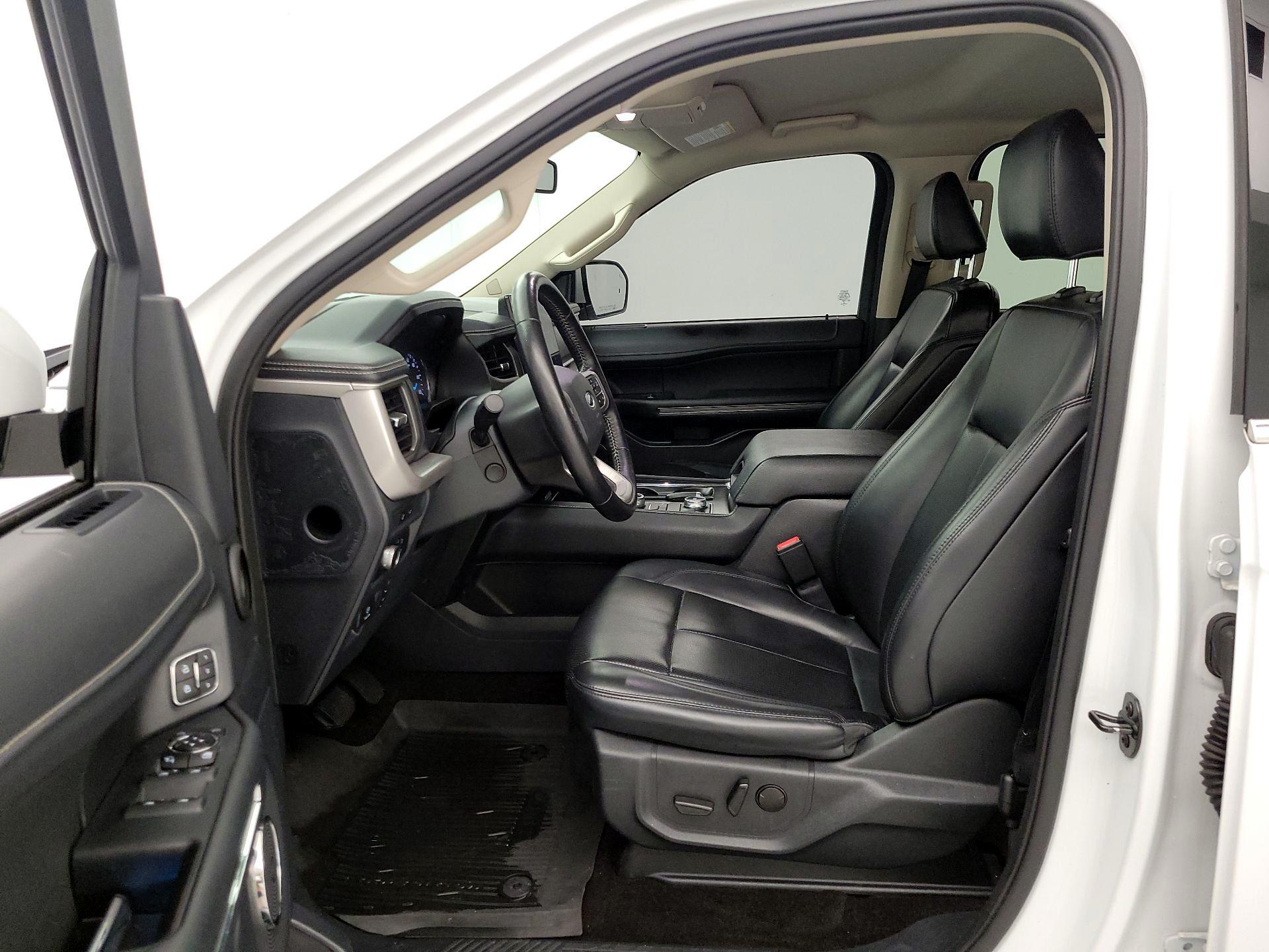 Thumbnail: 2022 Ford Expedition - 11