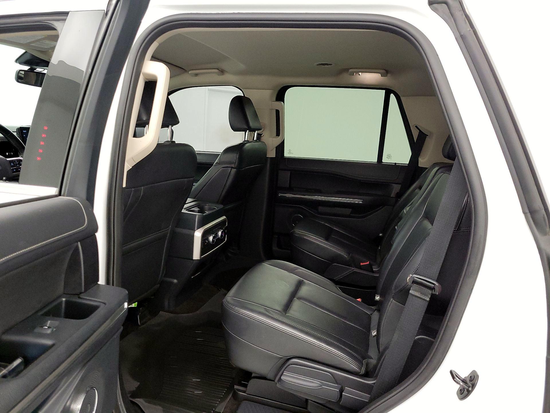 Thumbnail: 2022 Ford Expedition - 20
