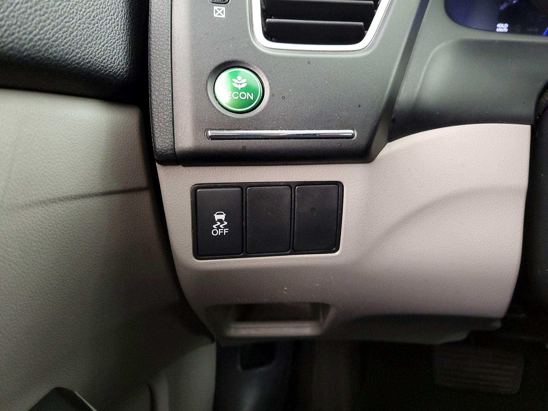 Thumbnail: 2015 Honda Civic - 13