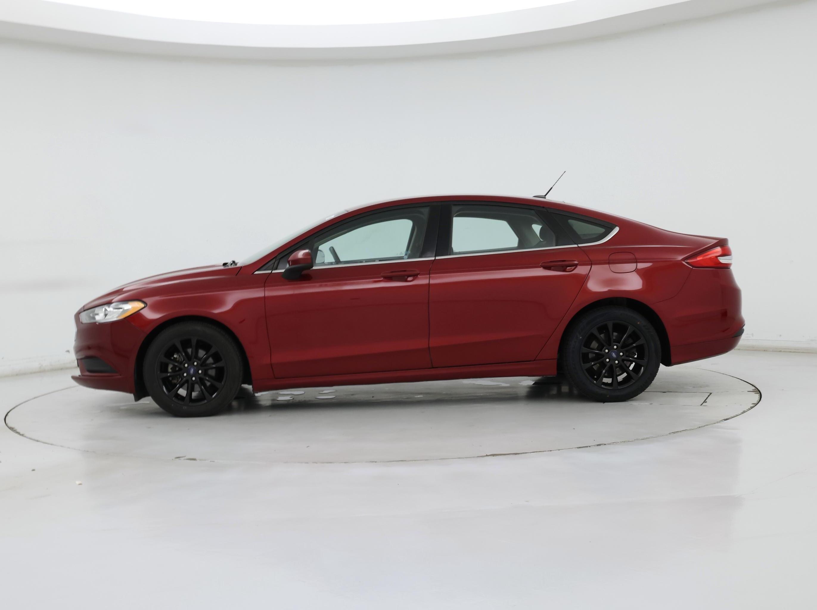 Thumbnail: 2017 Ford Fusion - 3