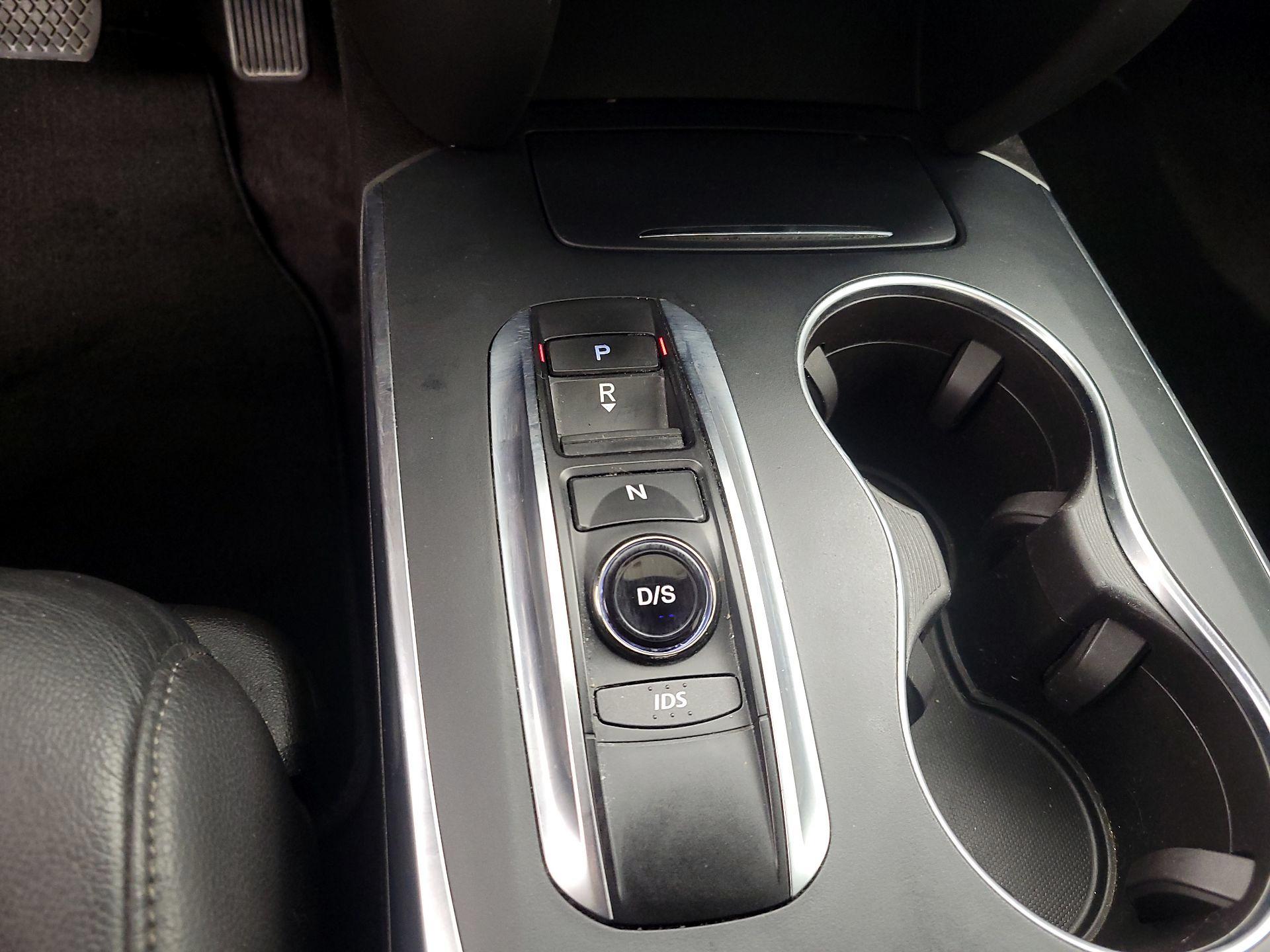 Thumbnail: 2016 Acura MDX - 17