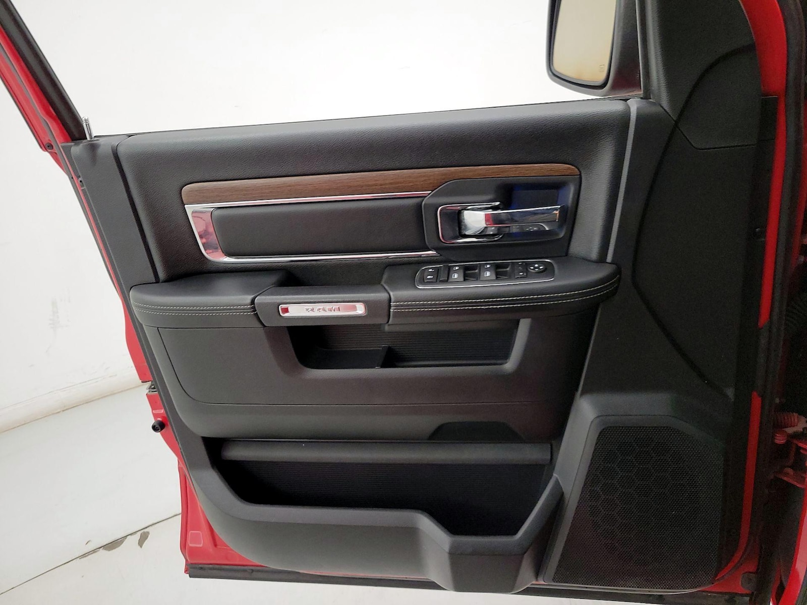 2015 RAM Ram 1500 Pickup Laramie - Photo 13