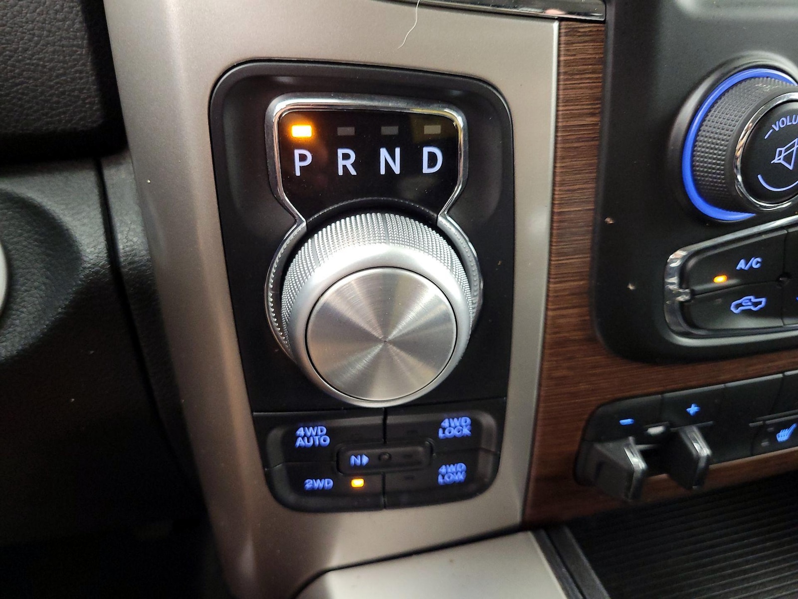 2015 RAM Ram 1500 Pickup Laramie - Photo 19