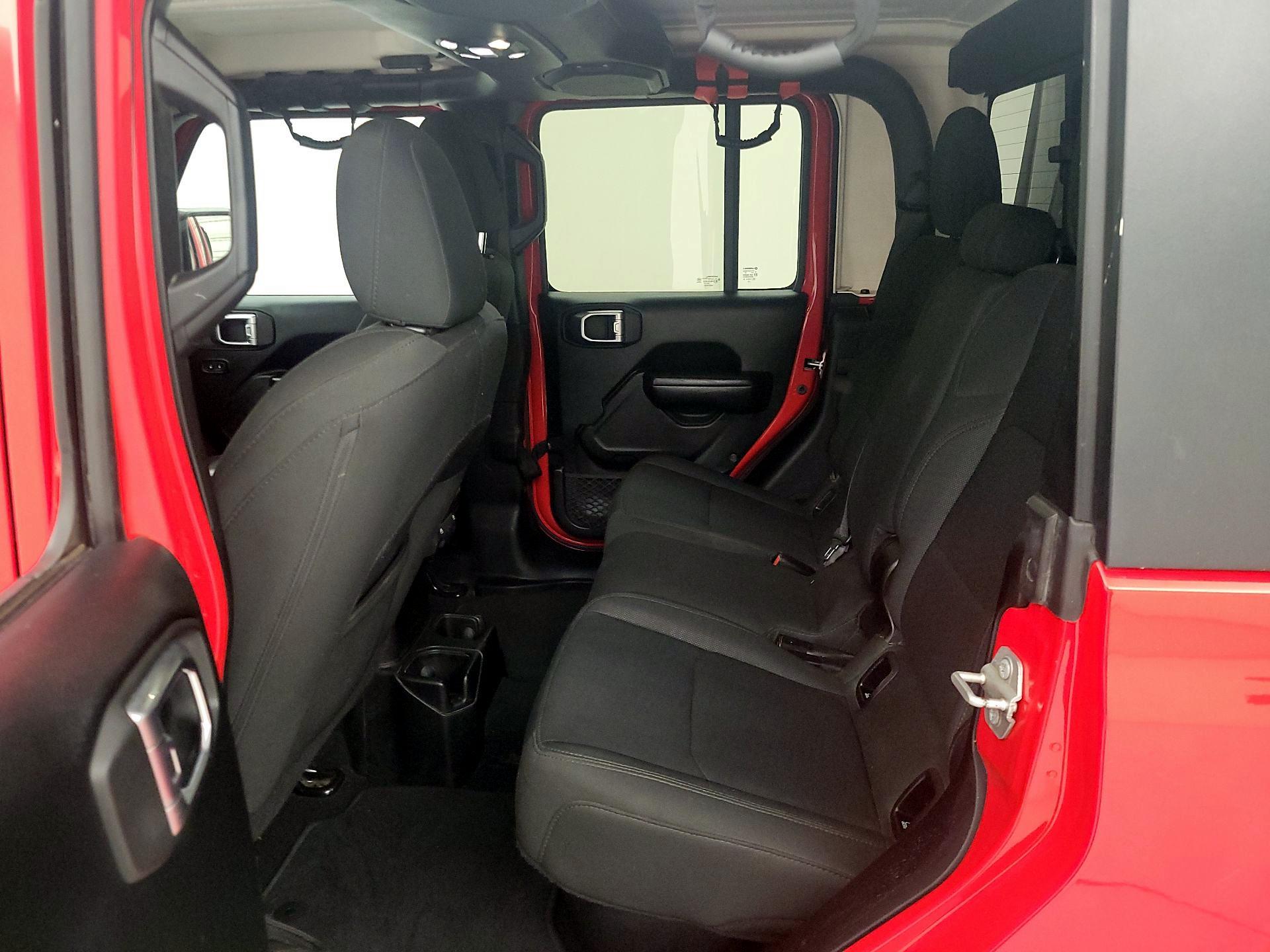 Thumbnail: 2020 Jeep Gladiator - 19