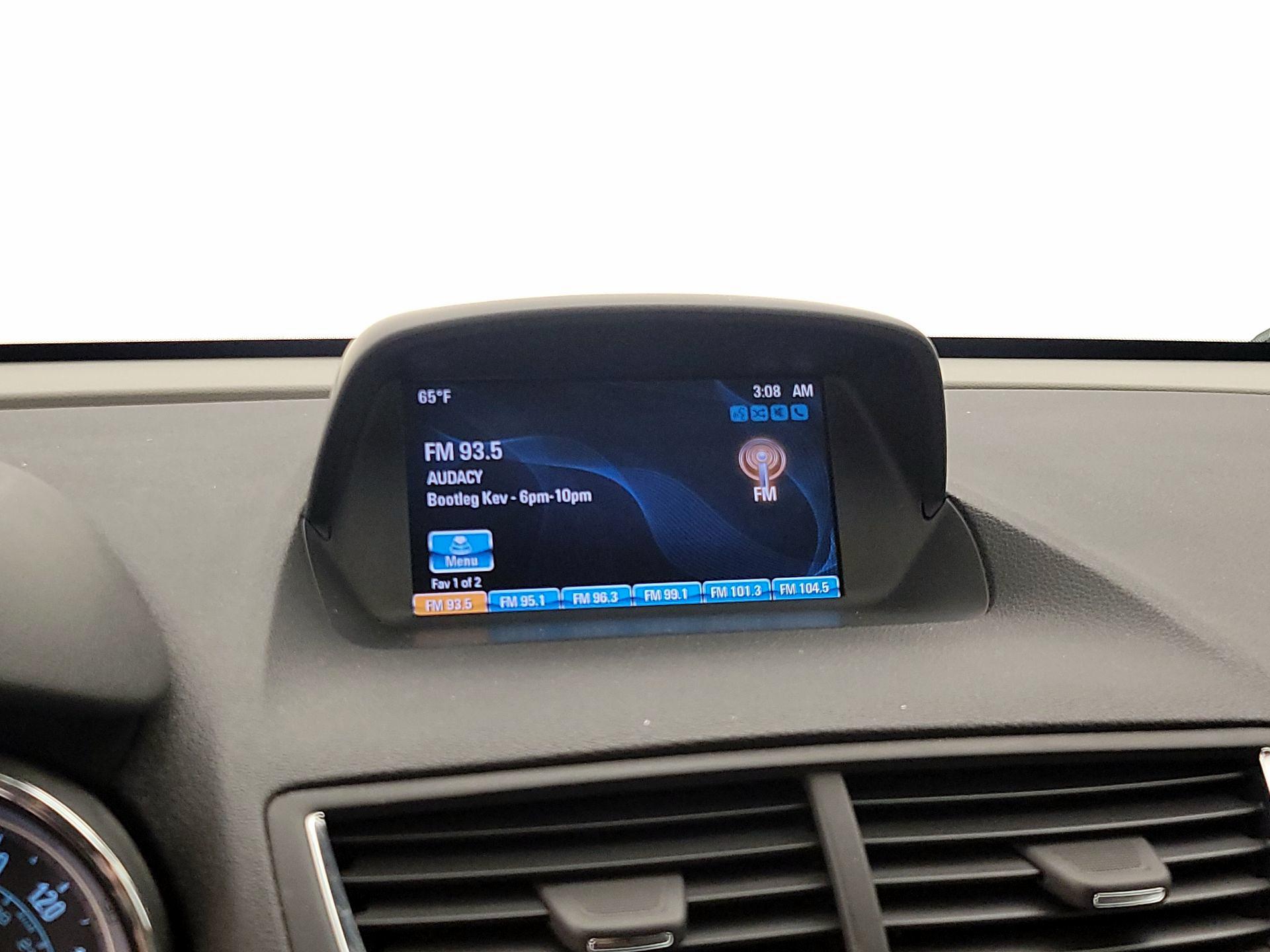 Thumbnail: 2015 Buick Encore - 15