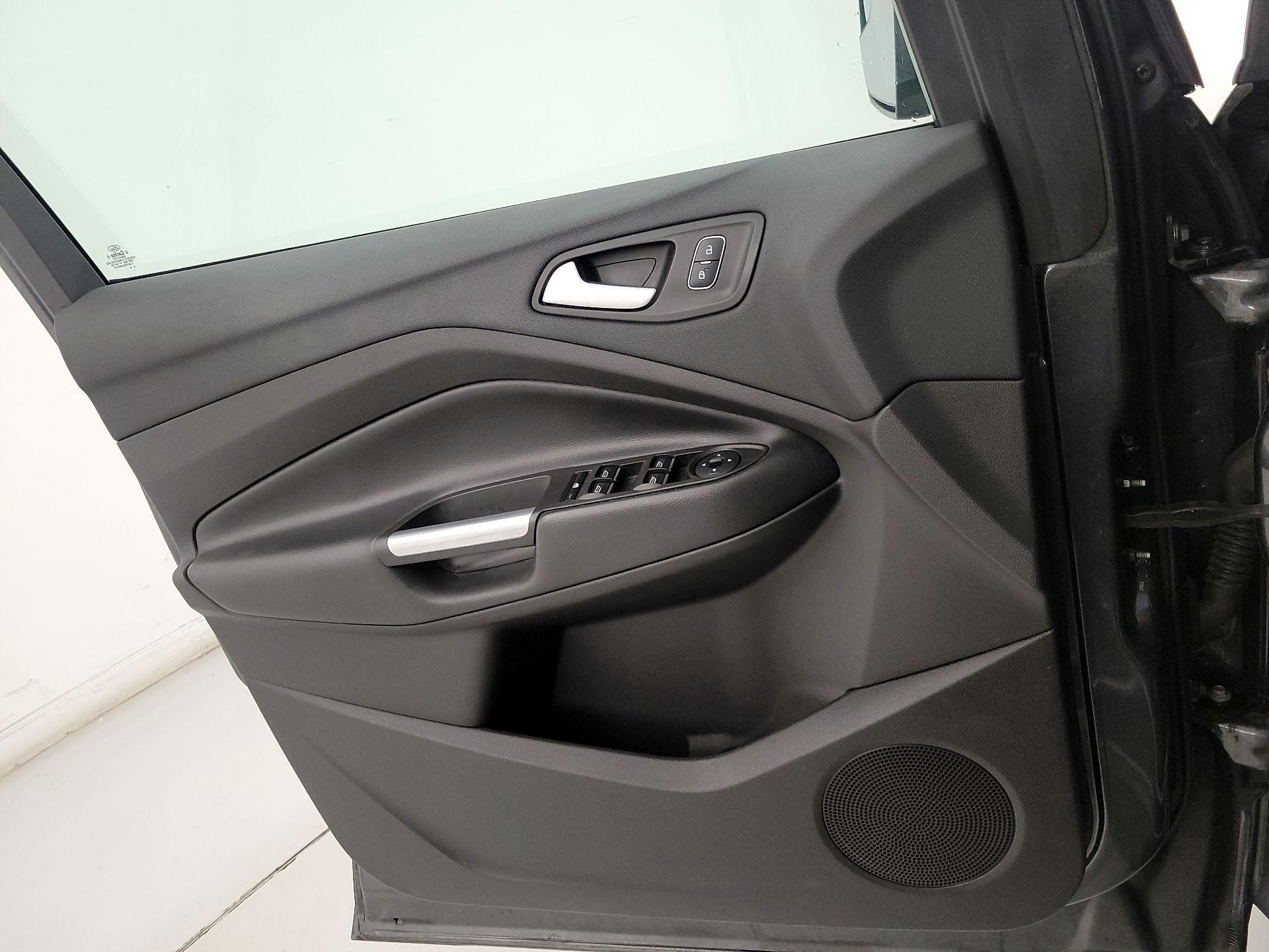 Thumbnail: 2019 Ford Escape - 12