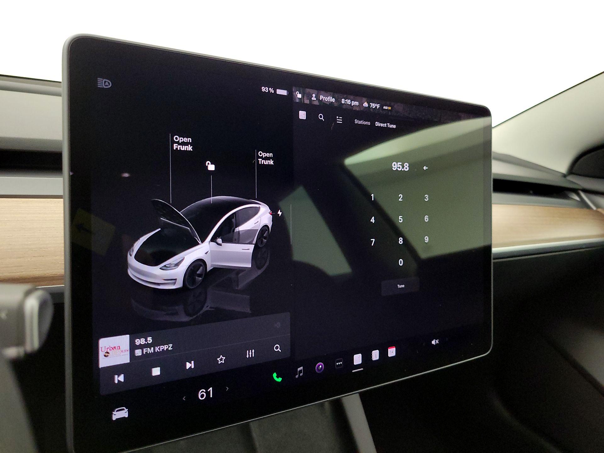 Thumbnail: 2023 Tesla Model 3 - 16