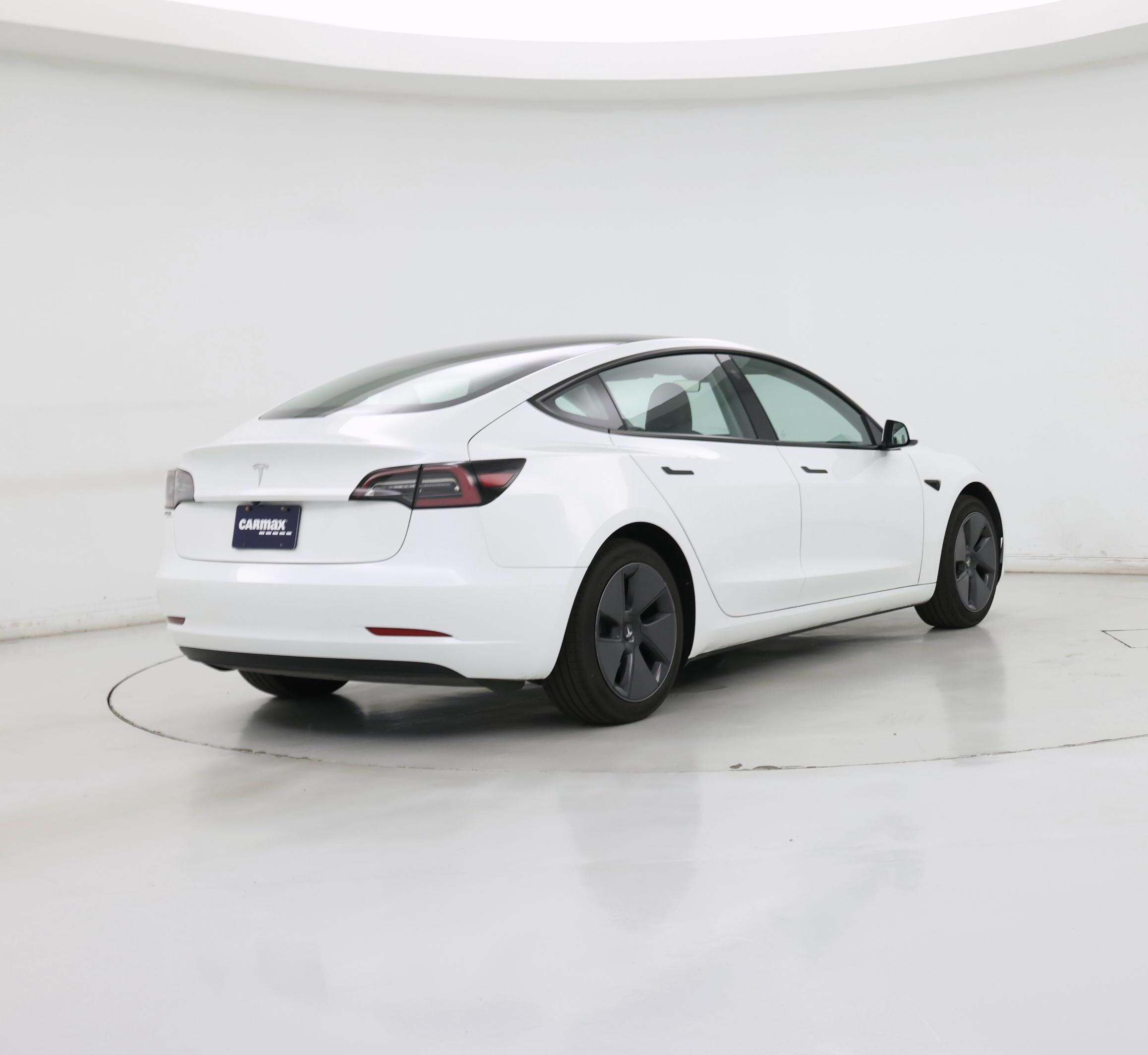 Thumbnail: 2023 Tesla Model 3 - 8