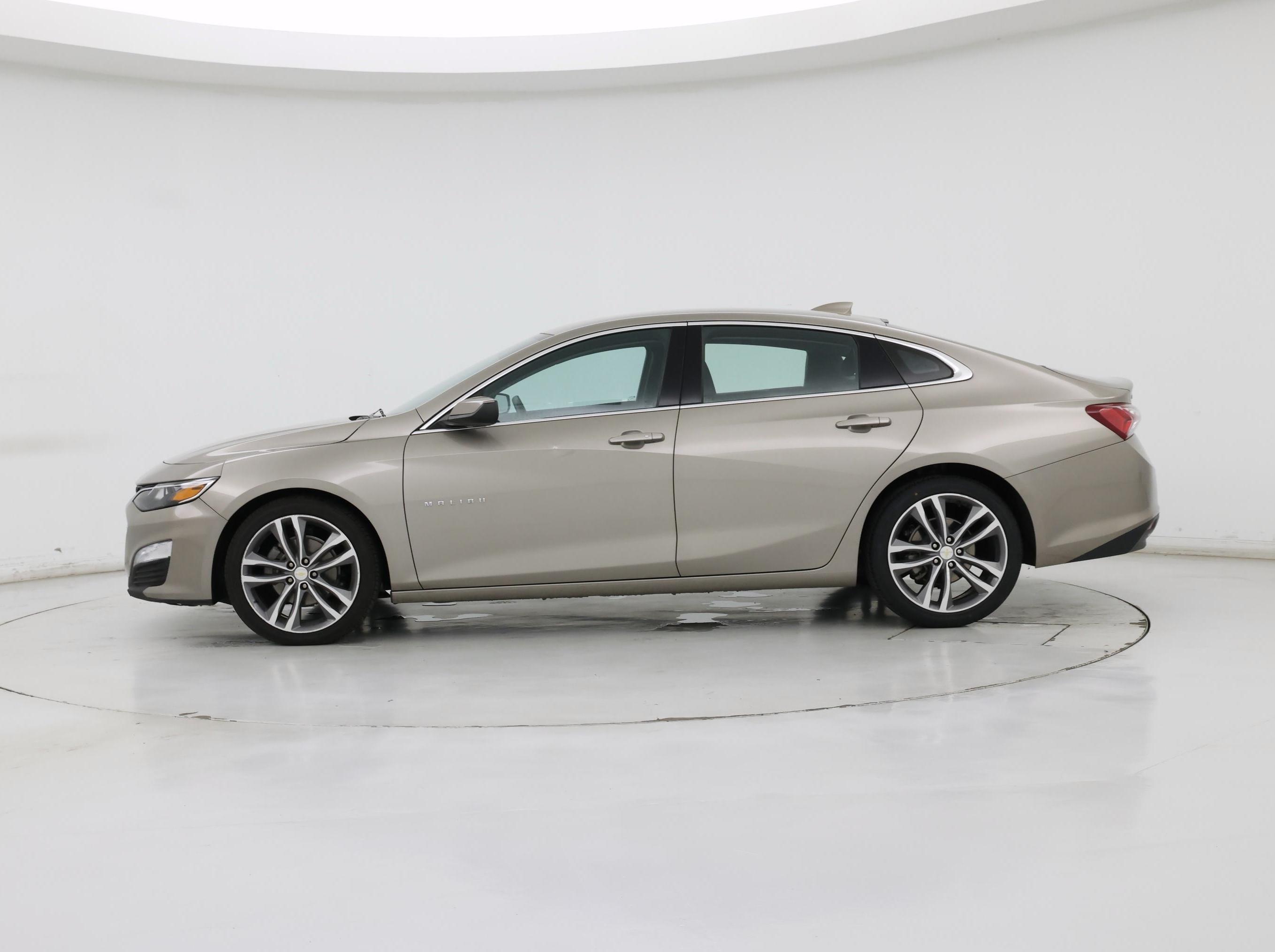 Thumbnail: 2022 Chevrolet Malibu - 3