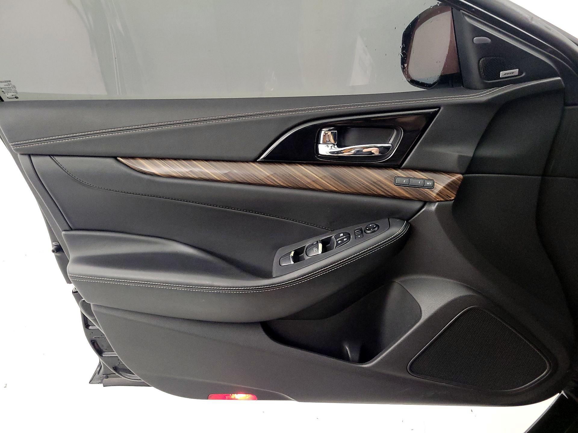 Thumbnail: 2017 Nissan Maxima - 12