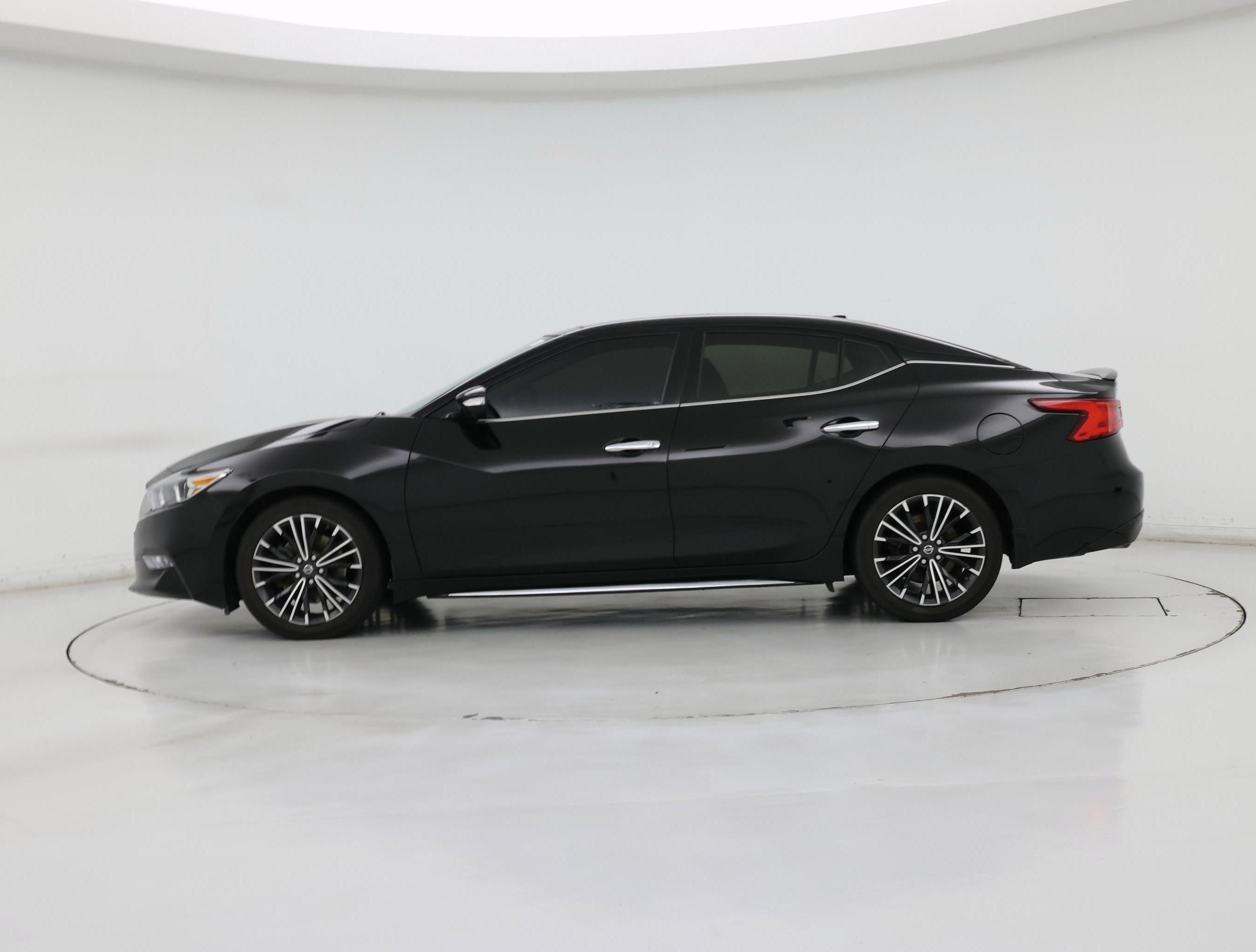 Thumbnail: 2017 Nissan Maxima - 3
