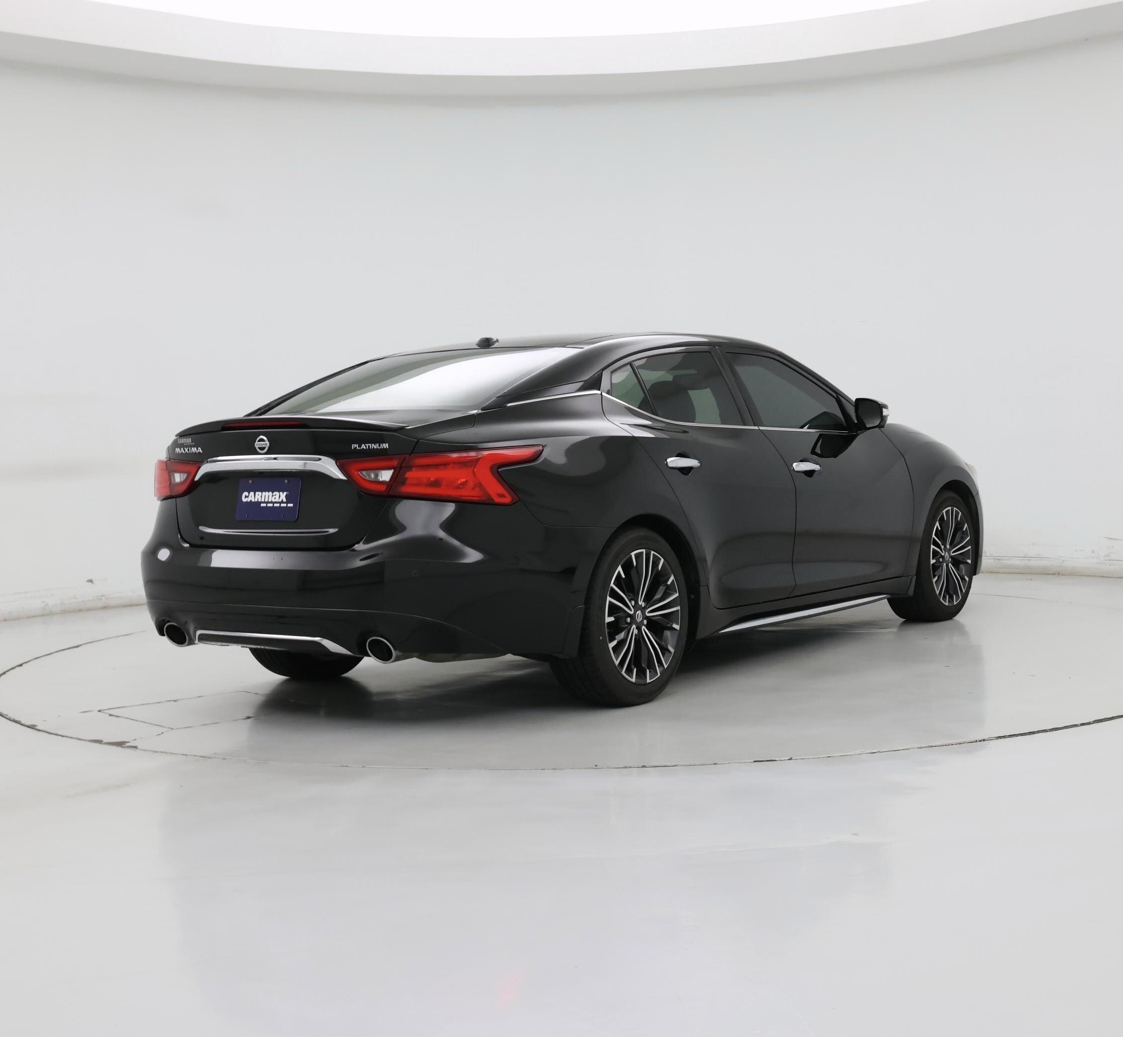 Thumbnail: 2017 Nissan Maxima - 8