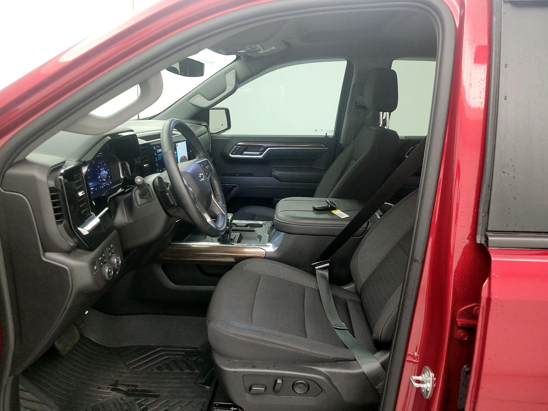 Thumbnail: 2025 Chevrolet Silverado 1500 - 11