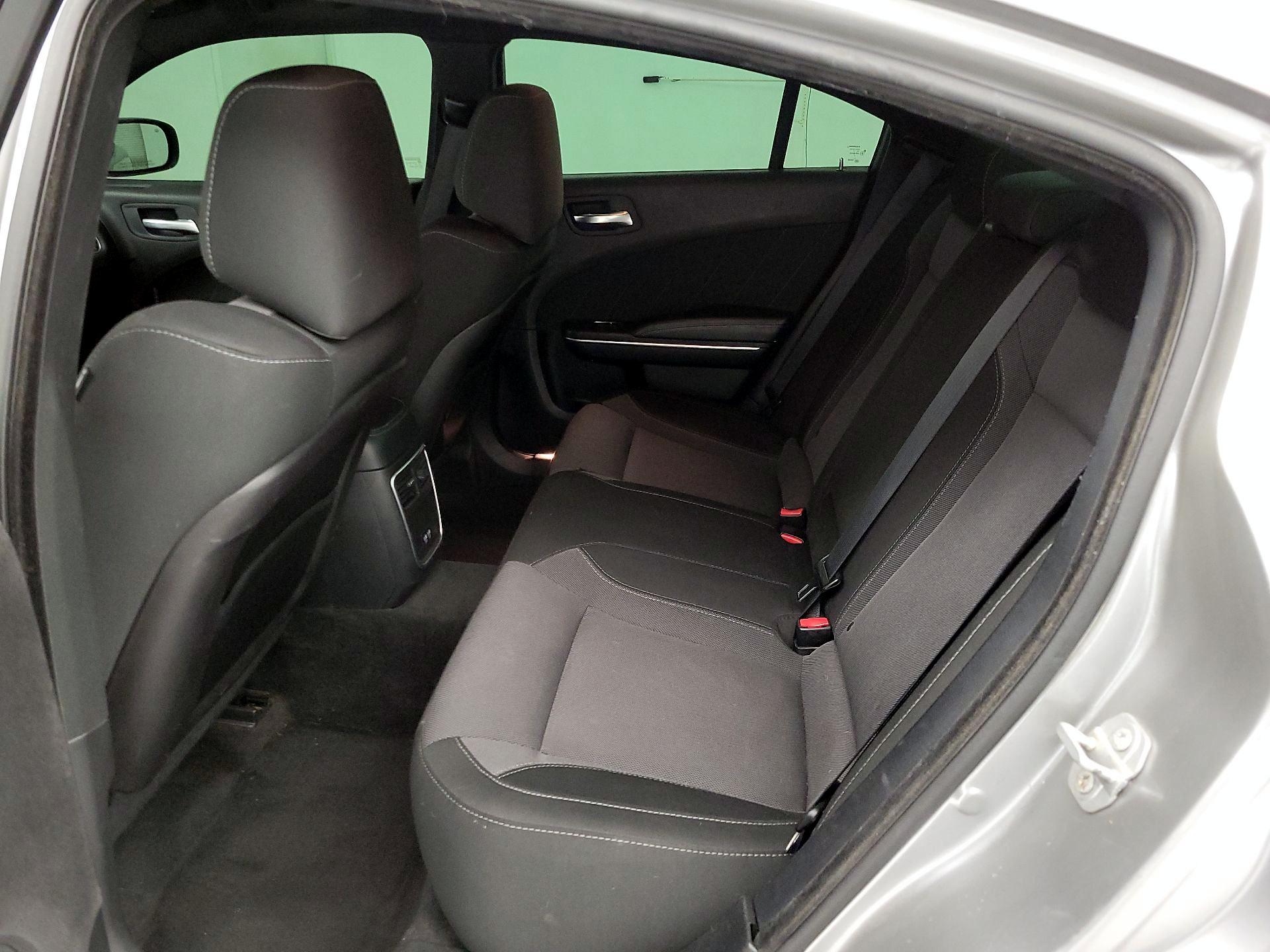 Thumbnail: 2016 Dodge Charger - 18