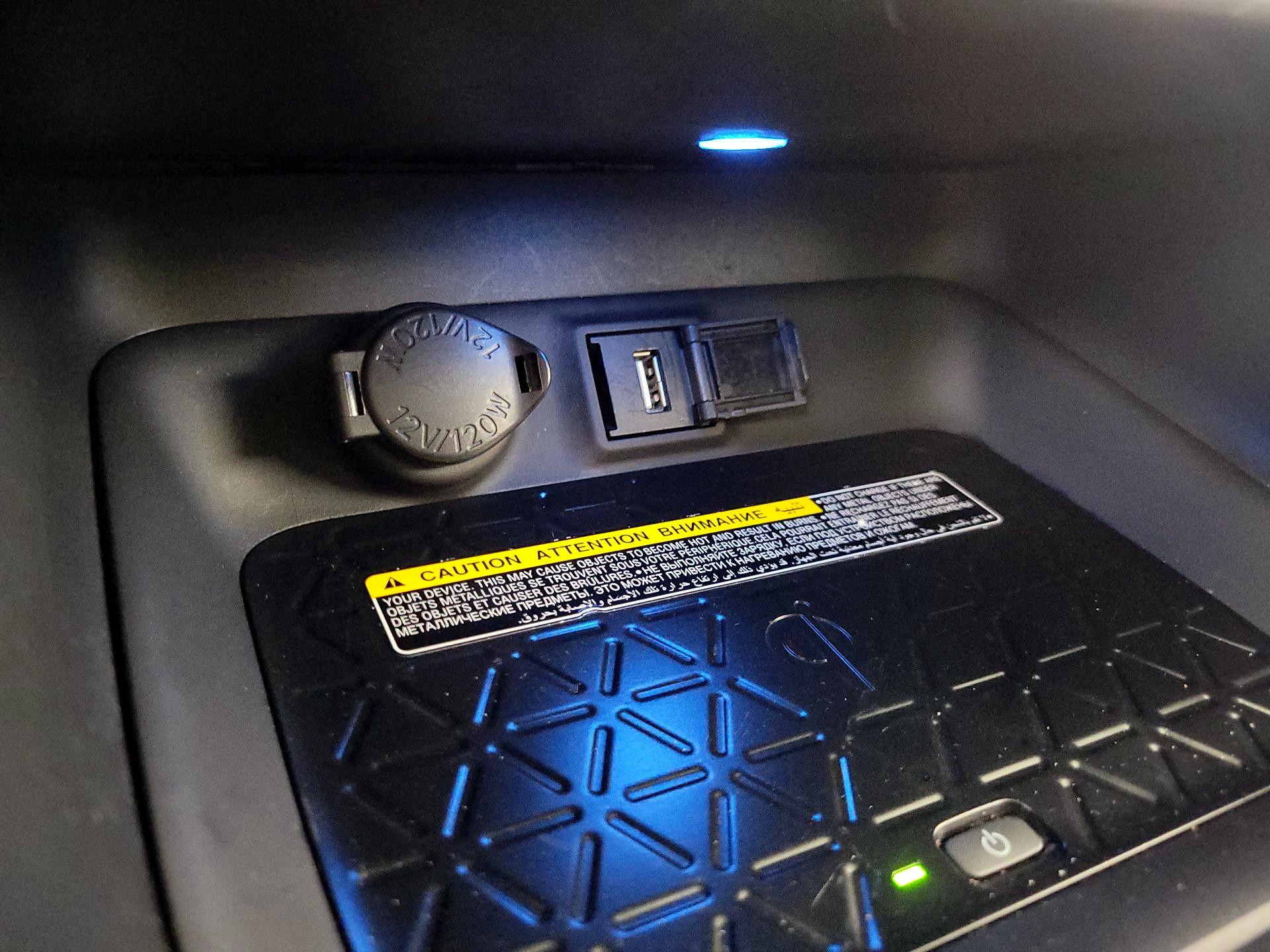 Thumbnail: 2021 Toyota RAV4 - 19