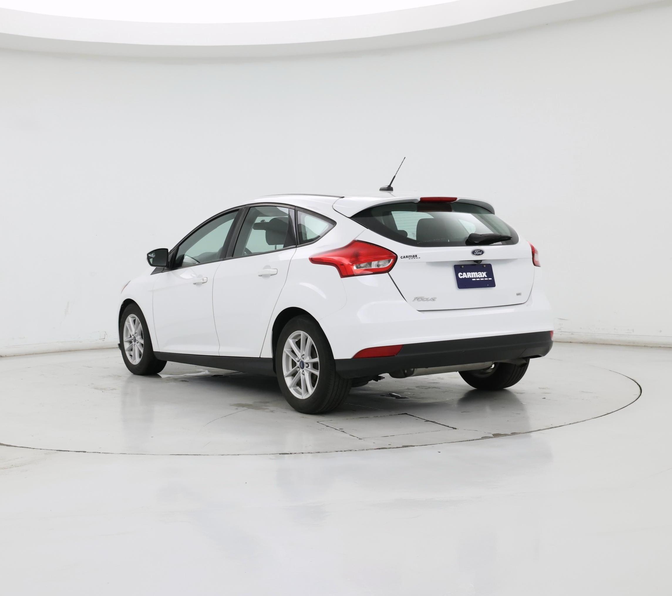 Thumbnail: 2017 Ford Focus - 2