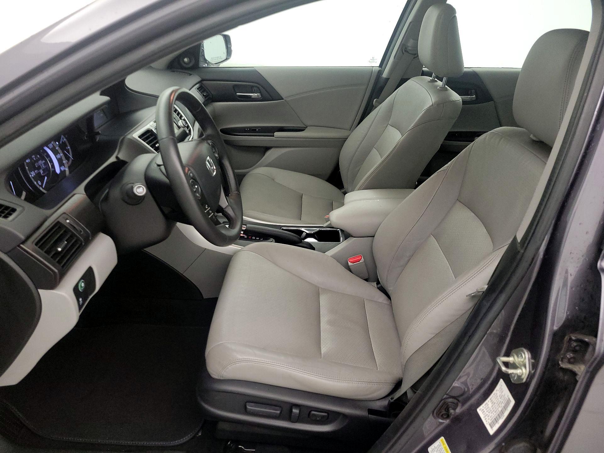 Thumbnail: 2015 Honda Accord - 11