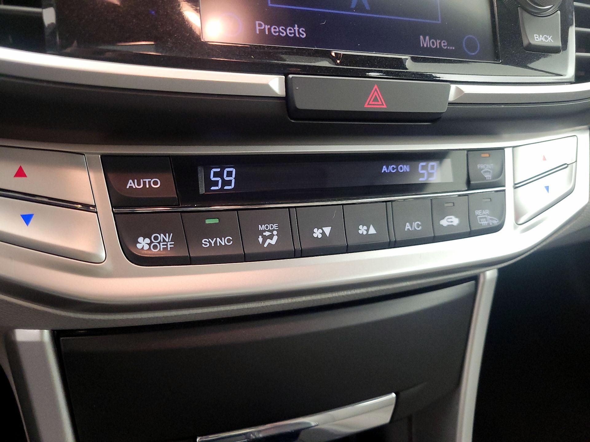 Thumbnail: 2015 Honda Accord - 16