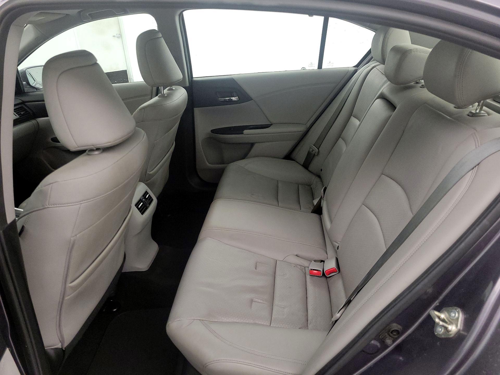 Thumbnail: 2015 Honda Accord - 20
