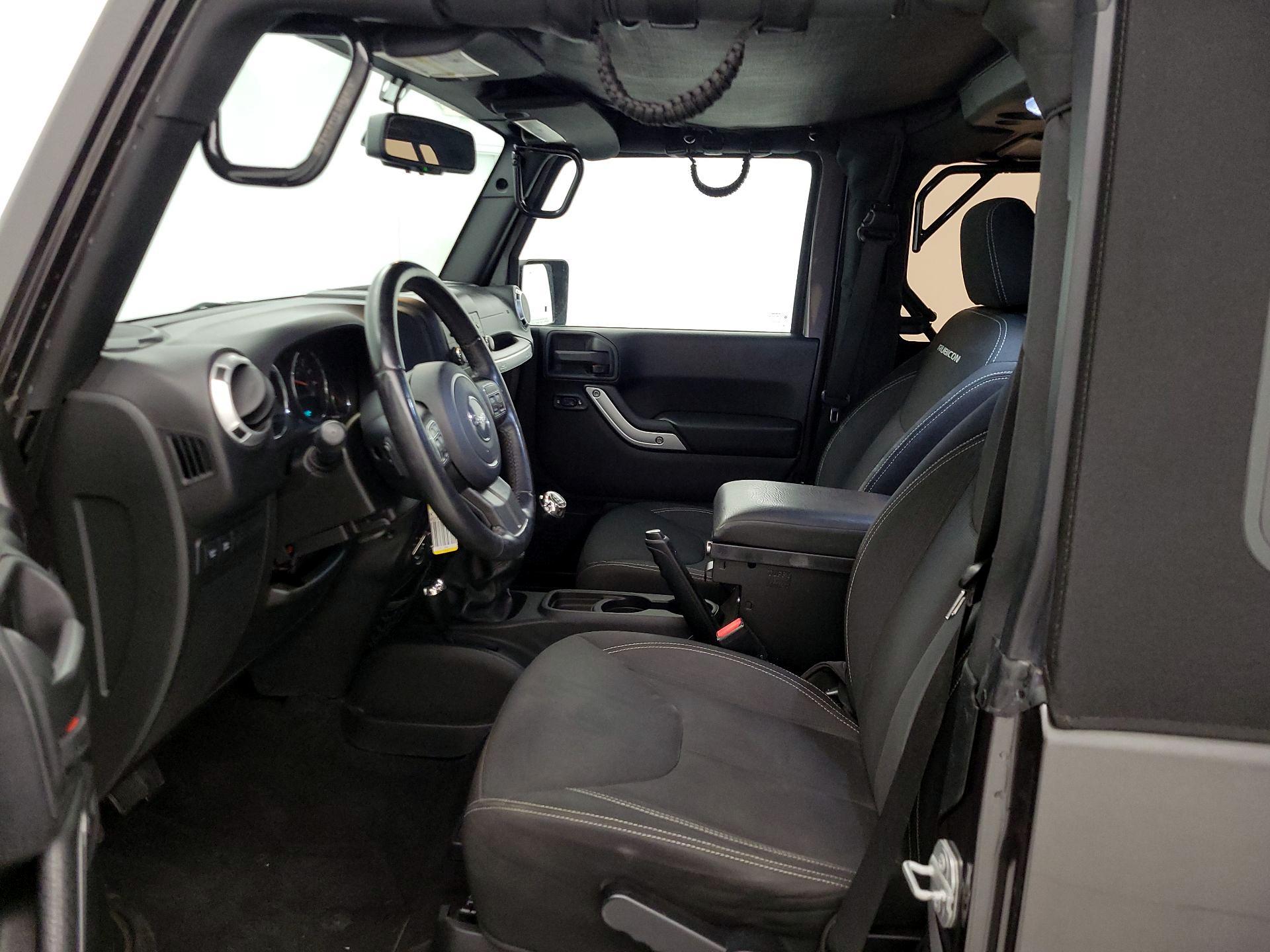Thumbnail: 2016 Jeep Wrangler - 11