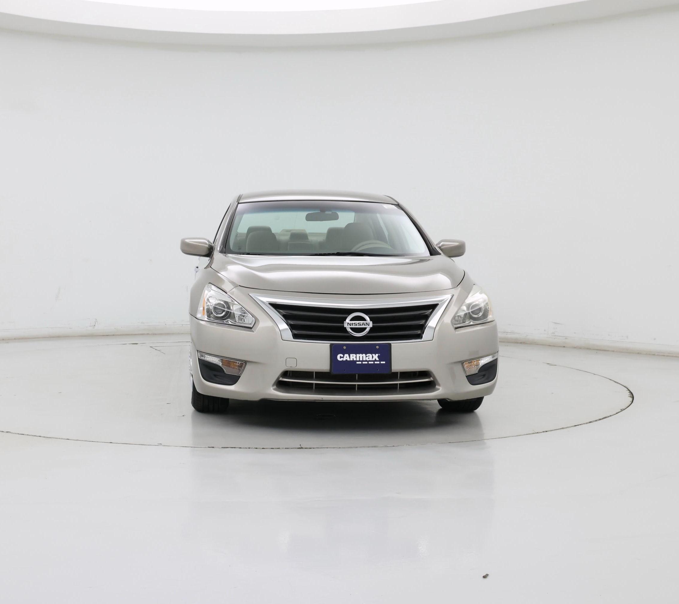 Thumbnail: 2015 Nissan Altima - 5