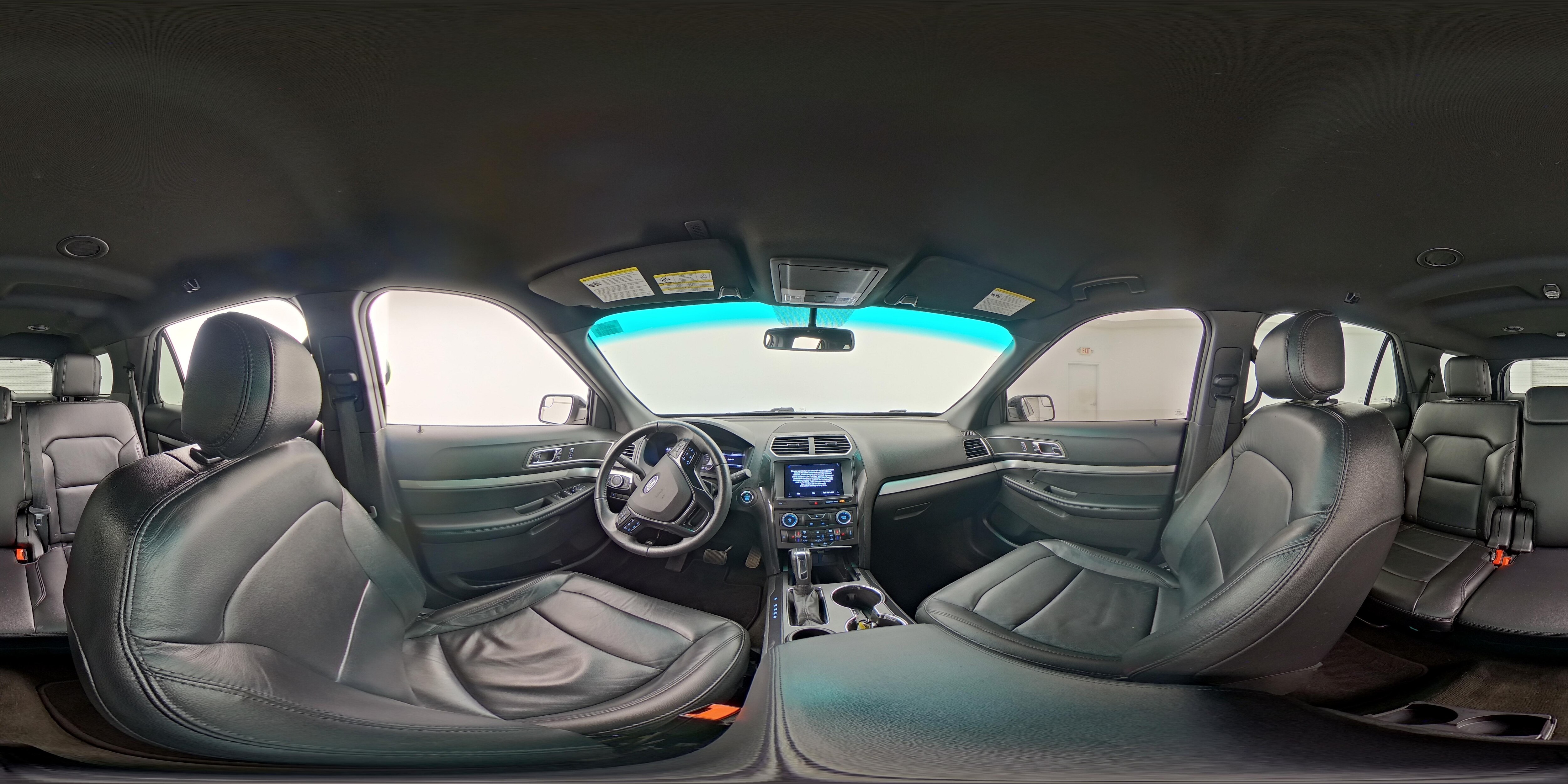 2017 Ford Explorer XLT - Photo 25